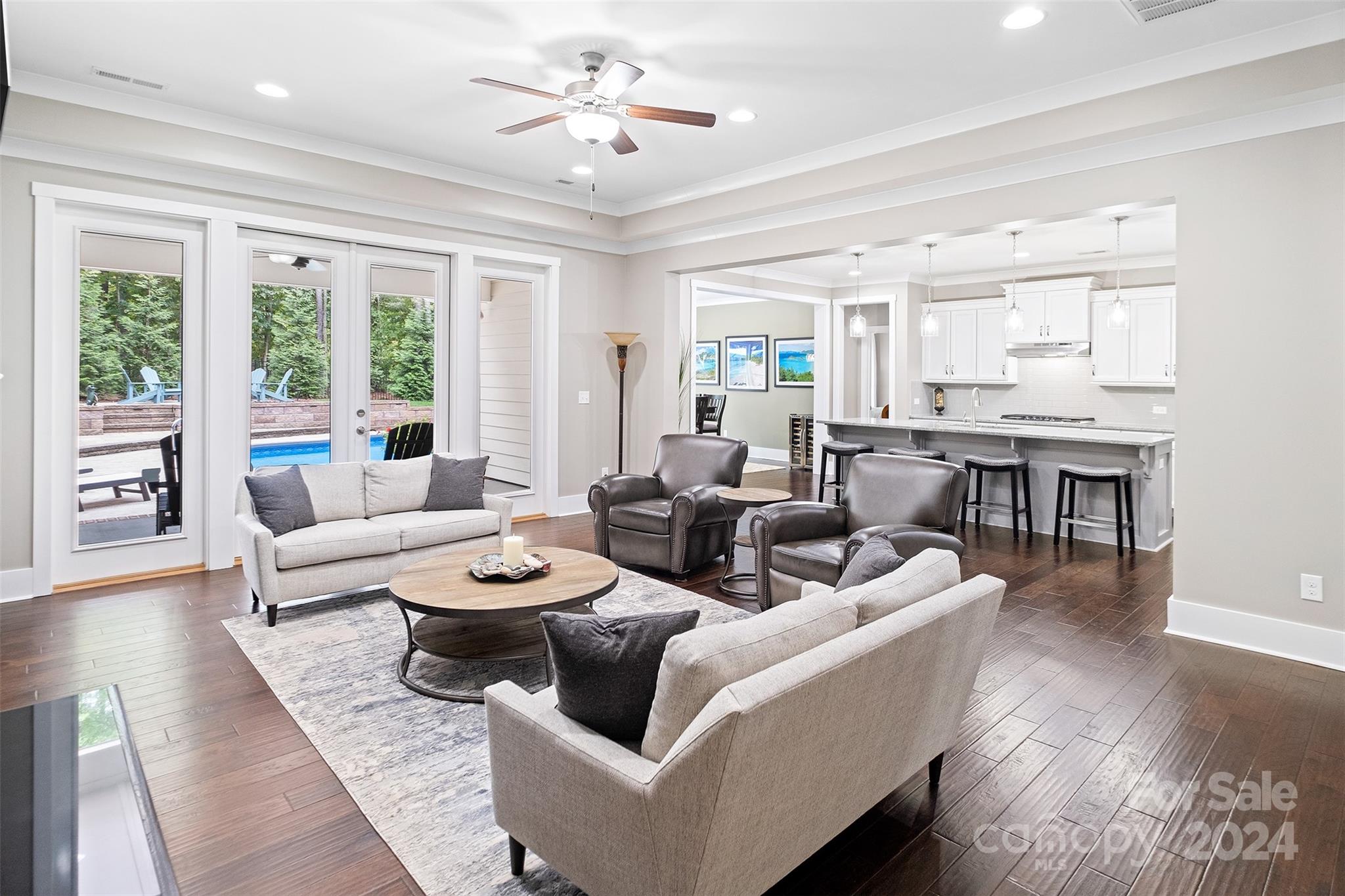 6354 Harbor Oaks Drive