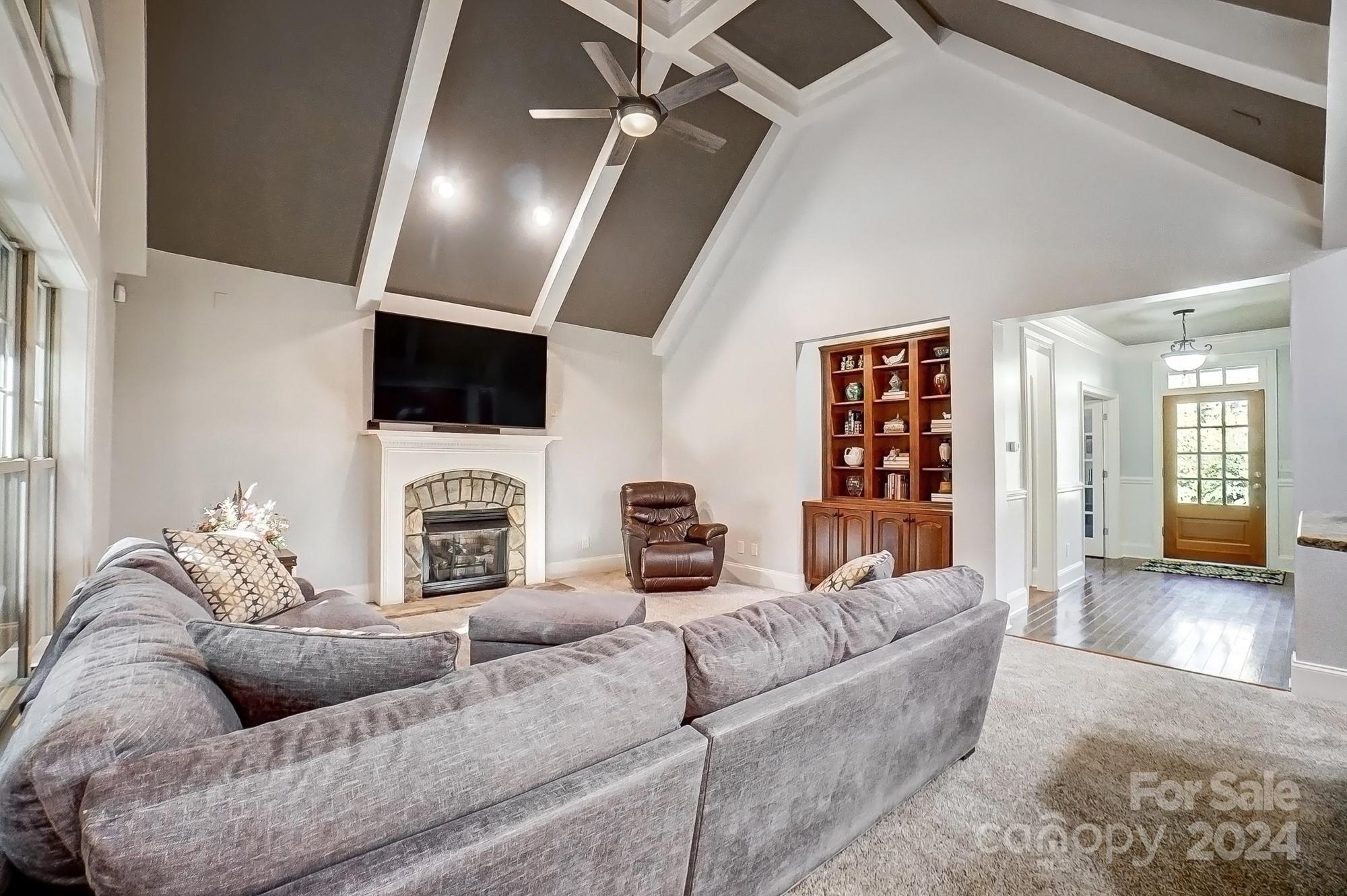 9924 Veramonte Court