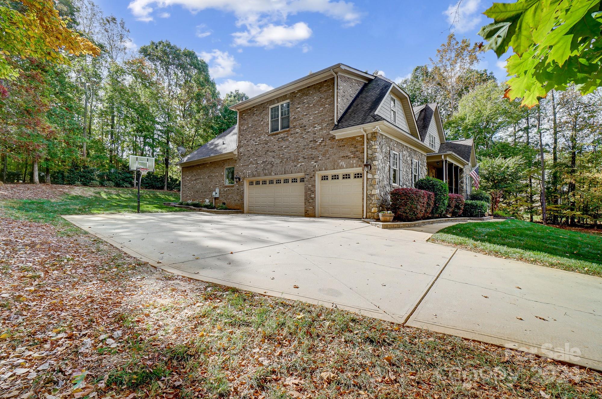 9924 Veramonte Court