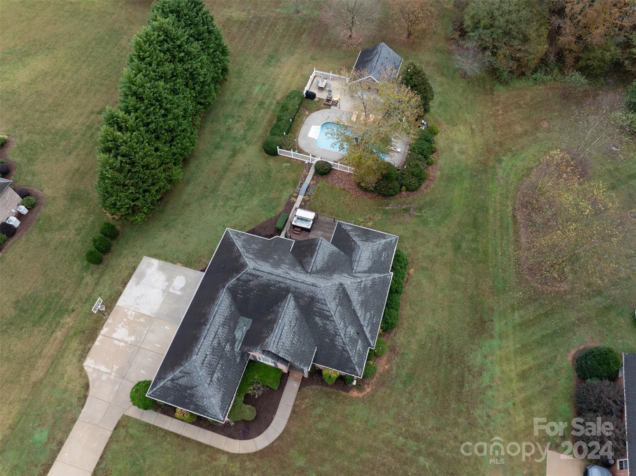 2513 Burton Estates Lane
