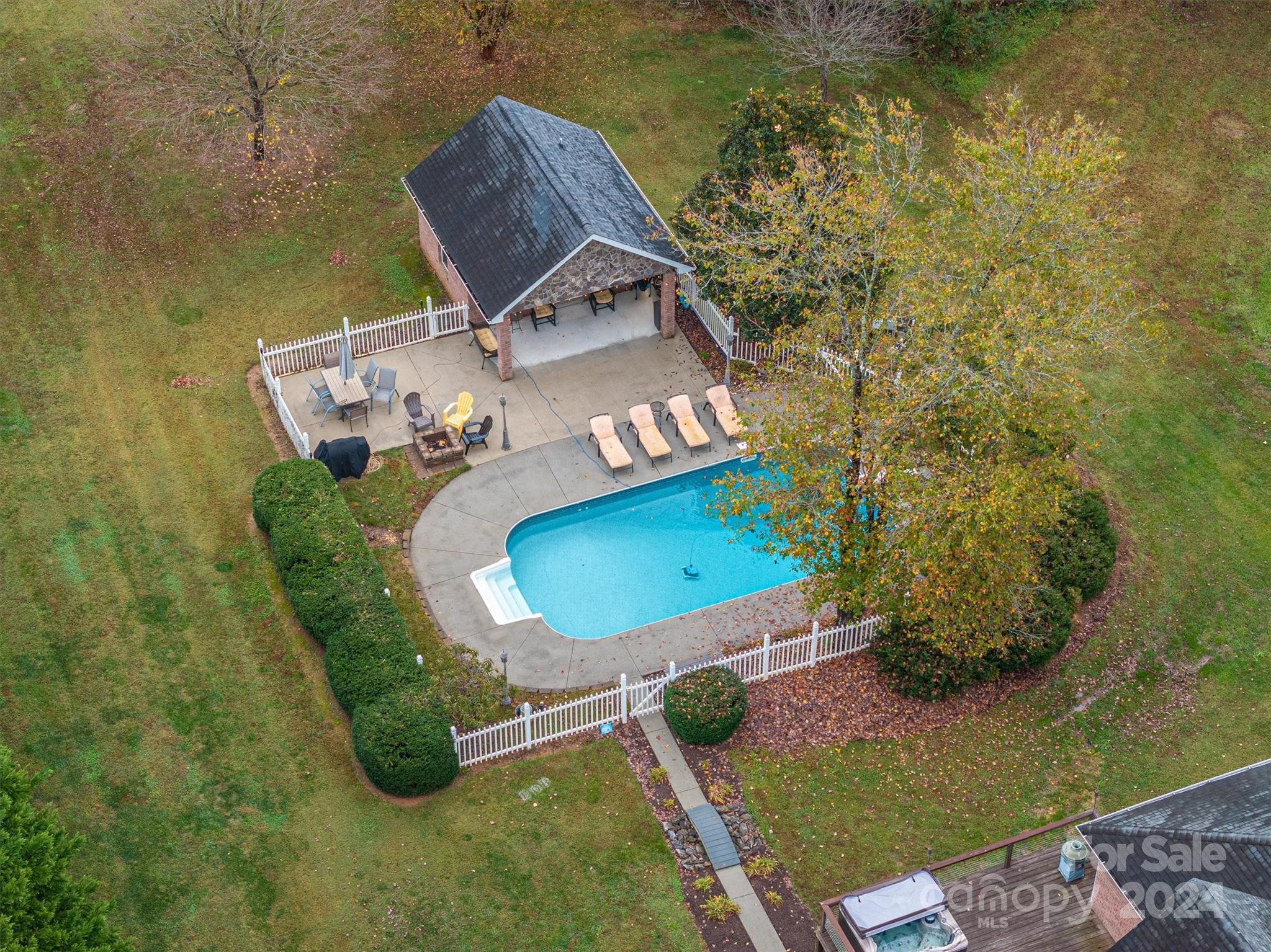 2513 Burton Estates Lane