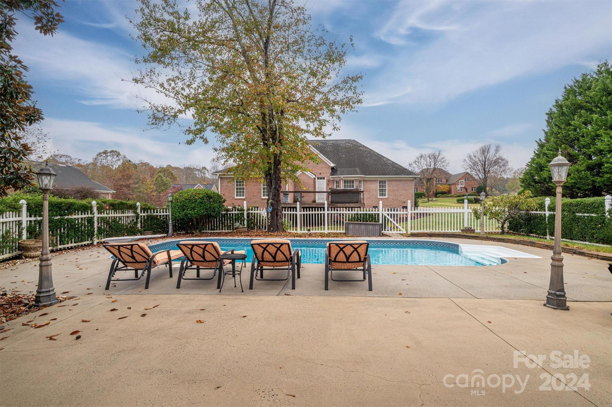 2513 Burton Estates Lane
