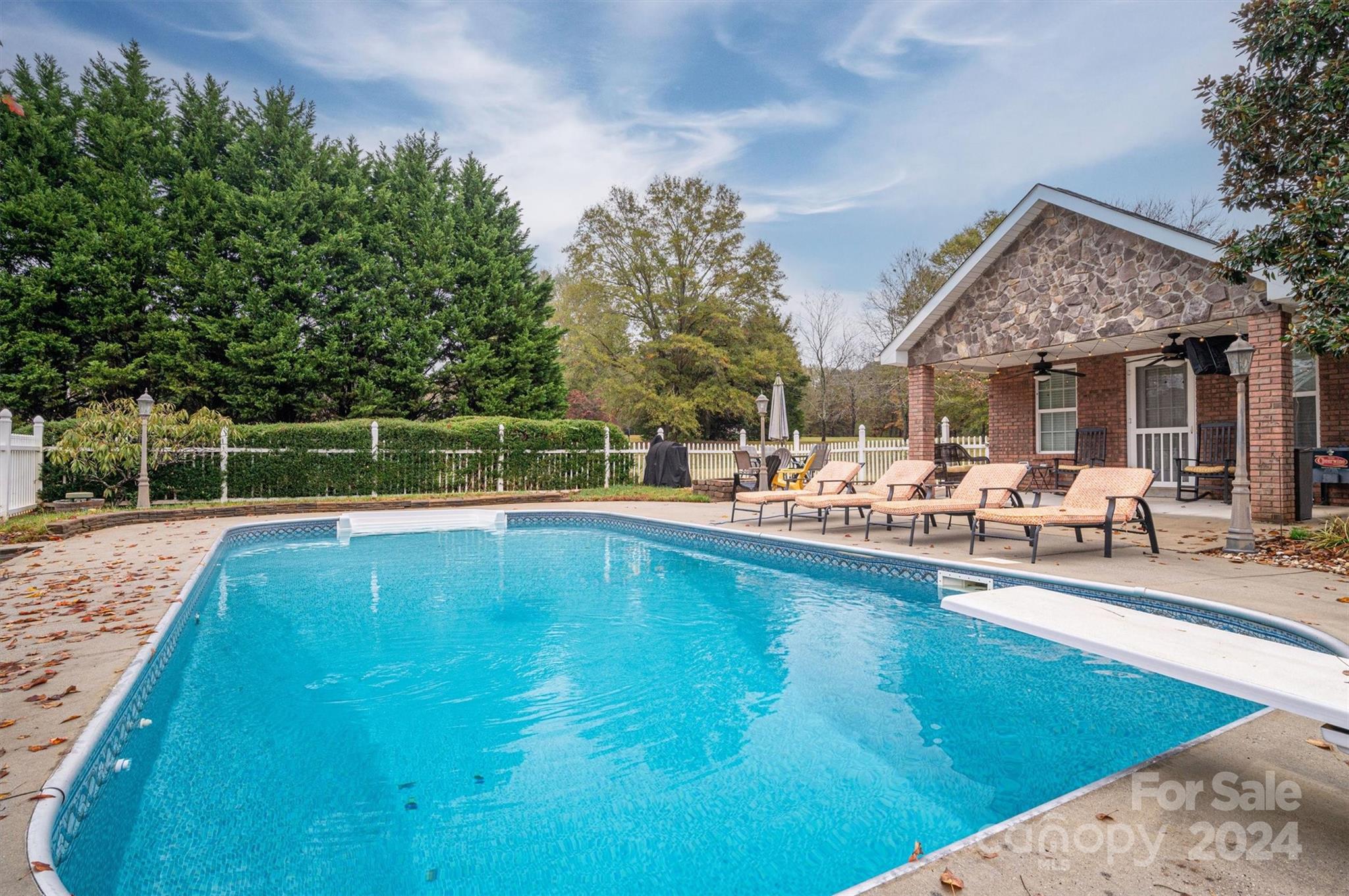 2513 Burton Estates Lane