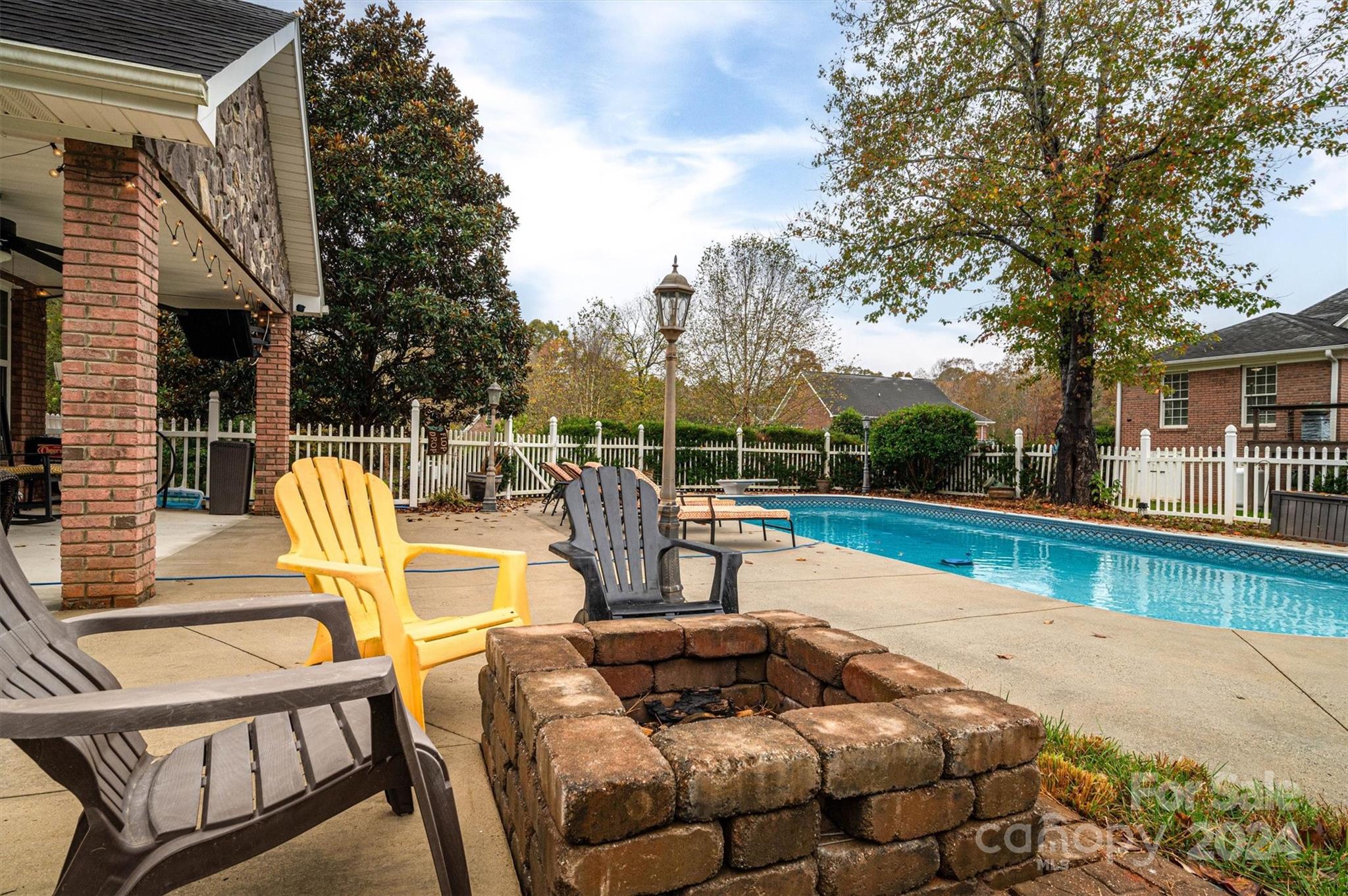 2513 Burton Estates Lane