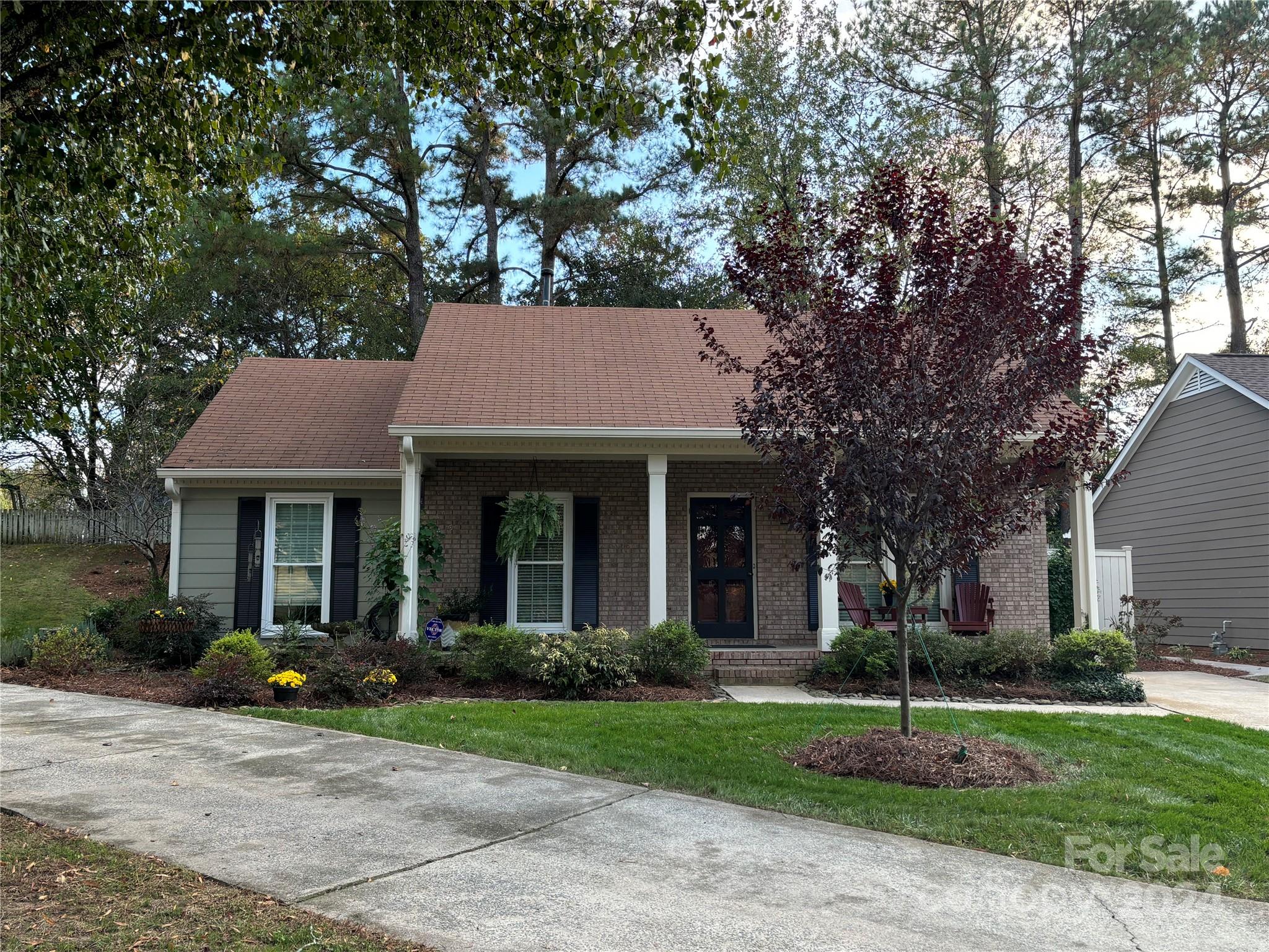 7313 Leacroft Court