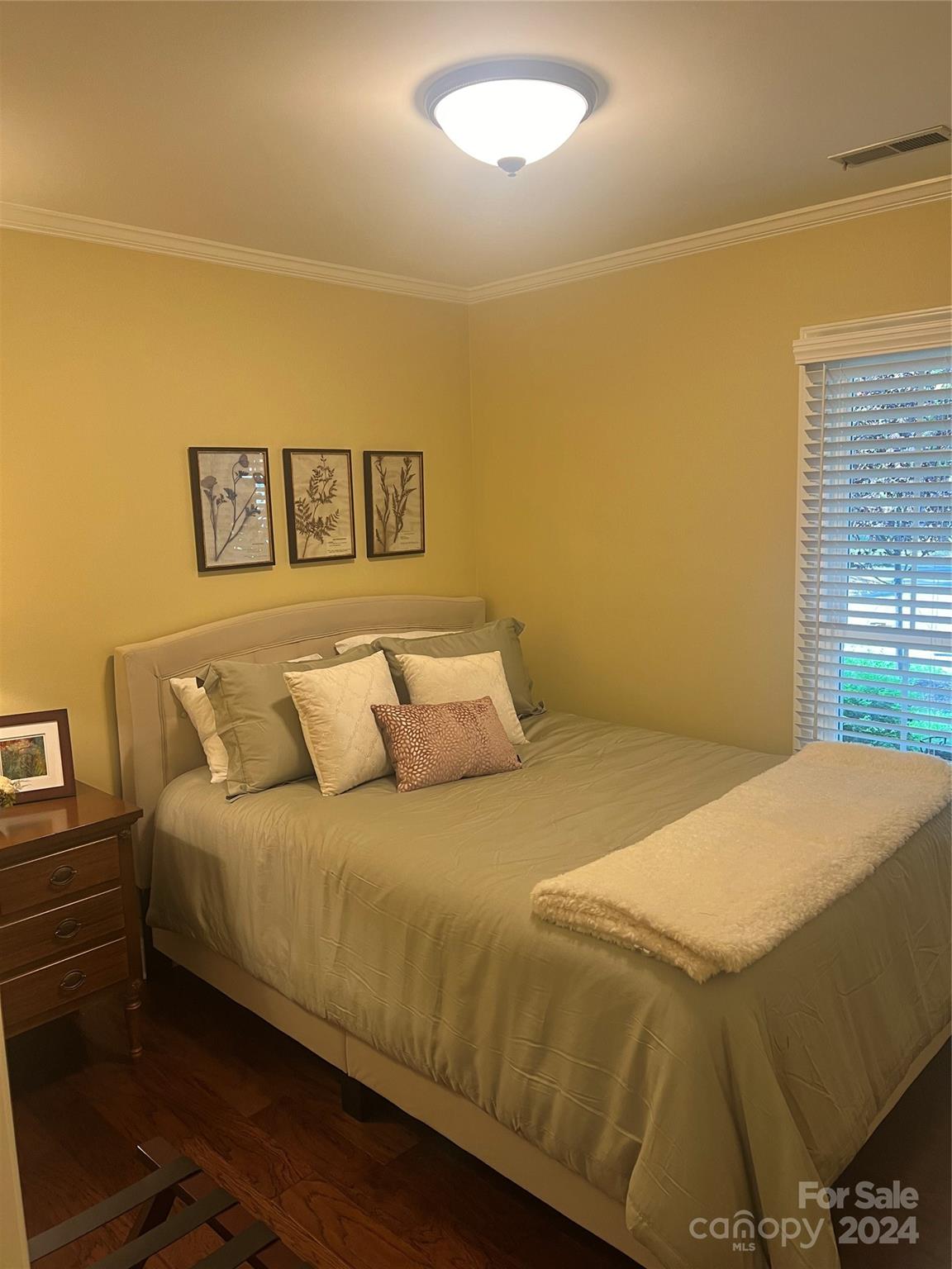 7313 Leacroft Court