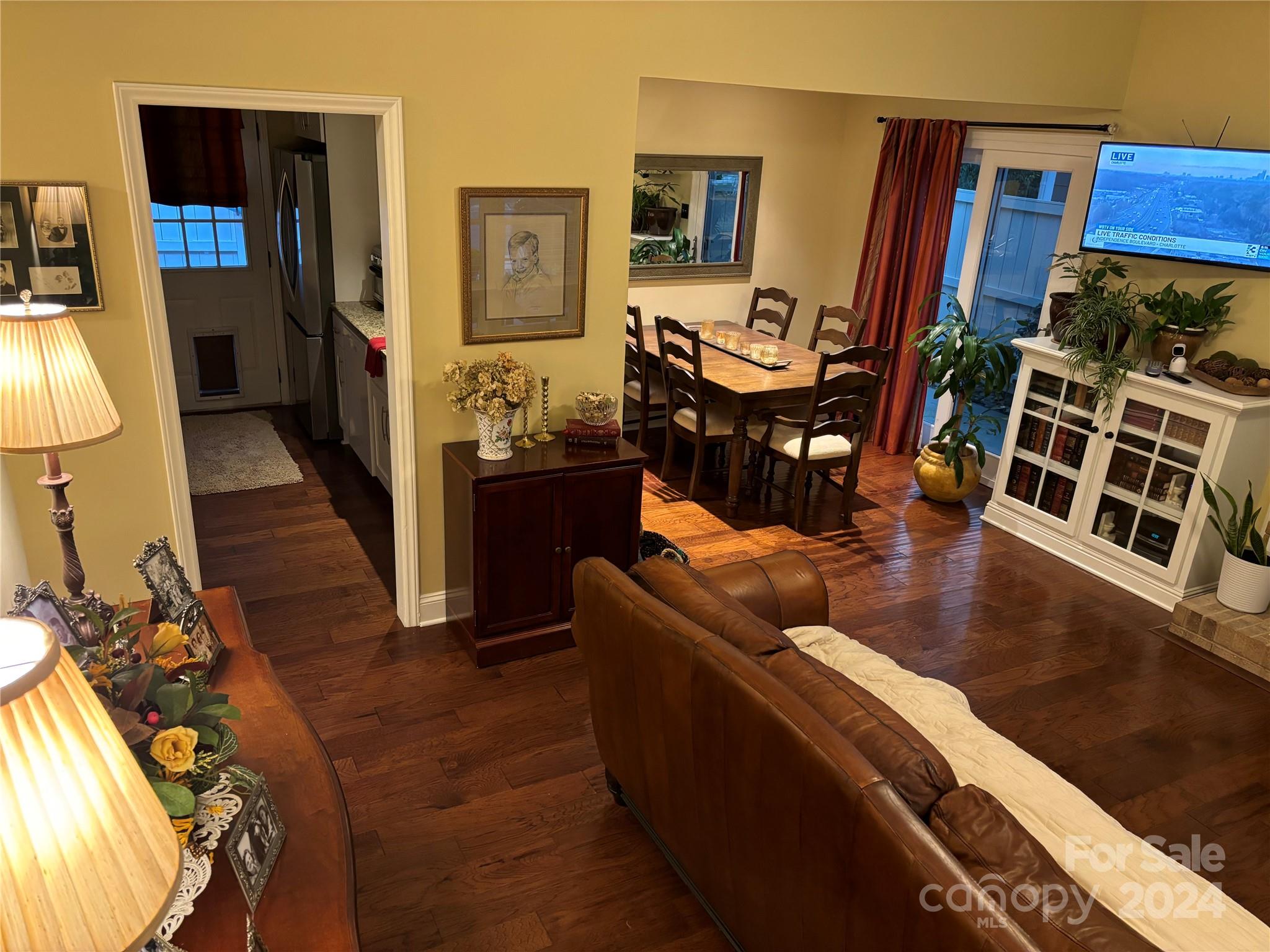 7313 Leacroft Court