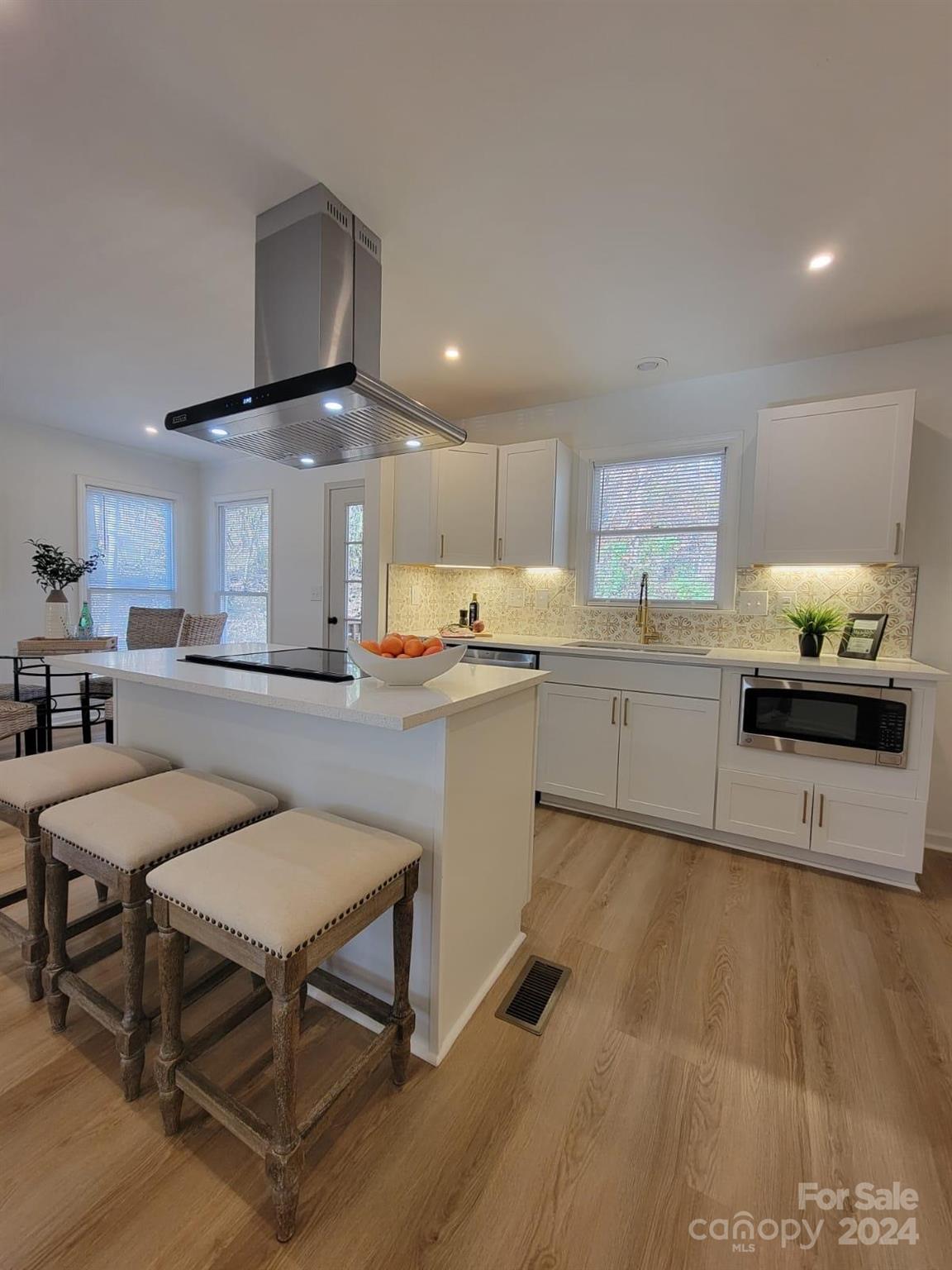 7493 Water Haven Trail
