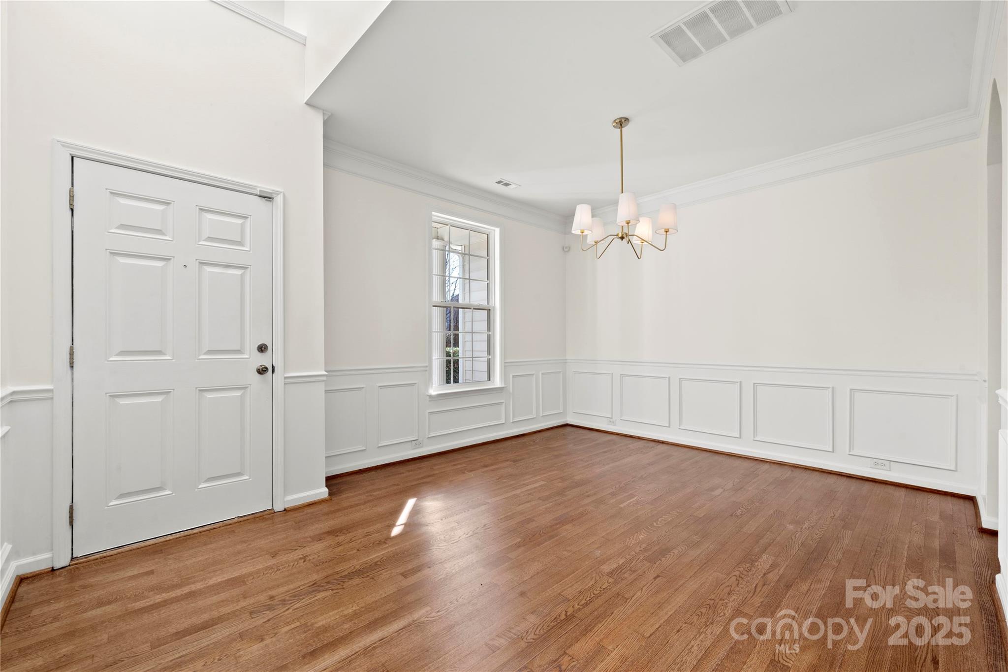 3131 Pine Bluff Way