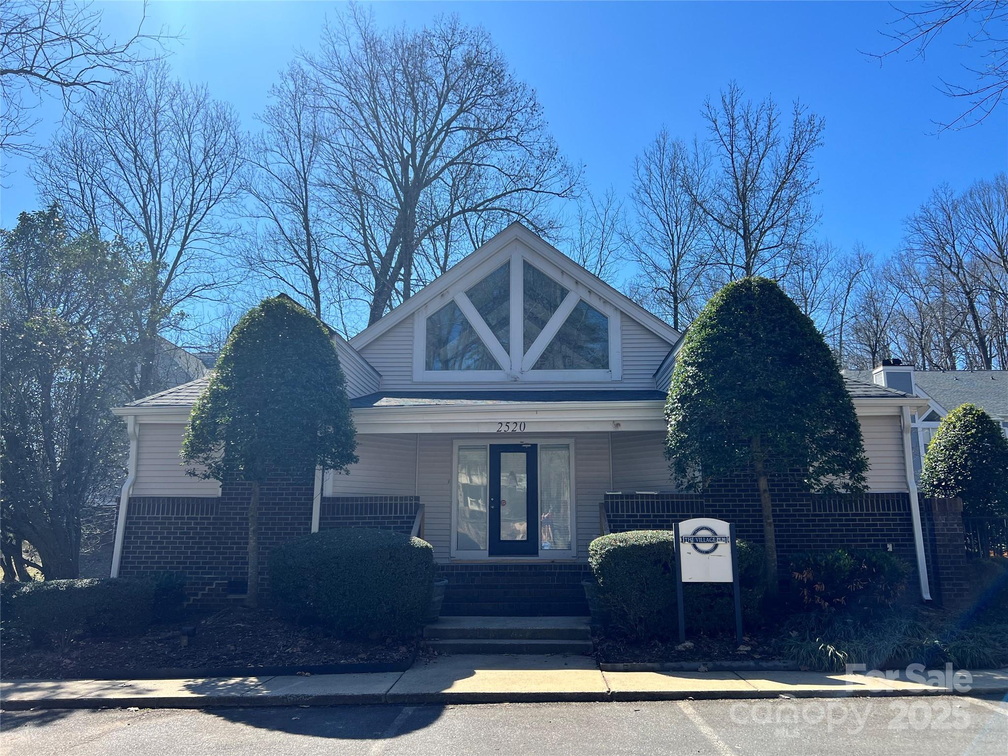 2518 Cranbrook Lane