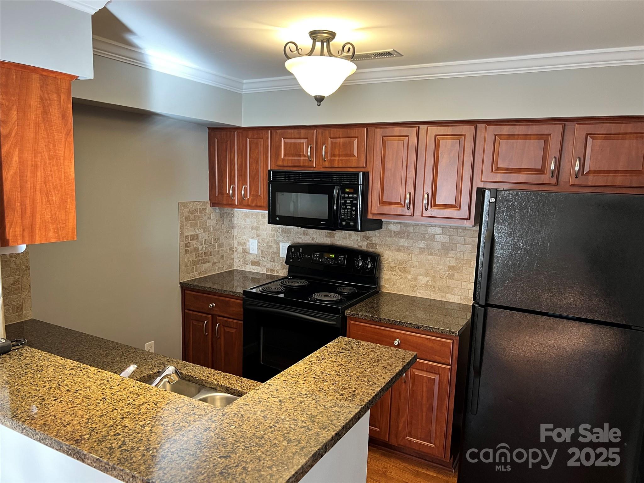 2518 Cranbrook Lane