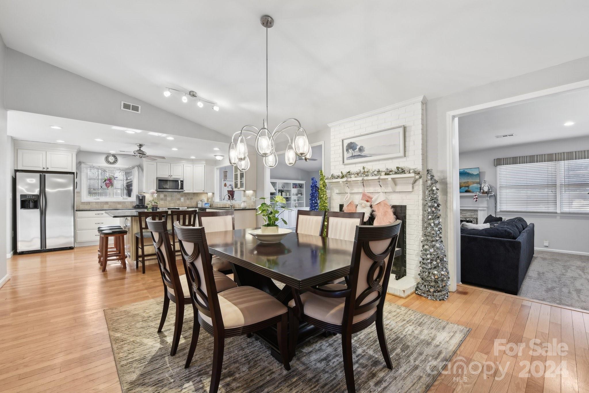 11724 Cricketfield Court