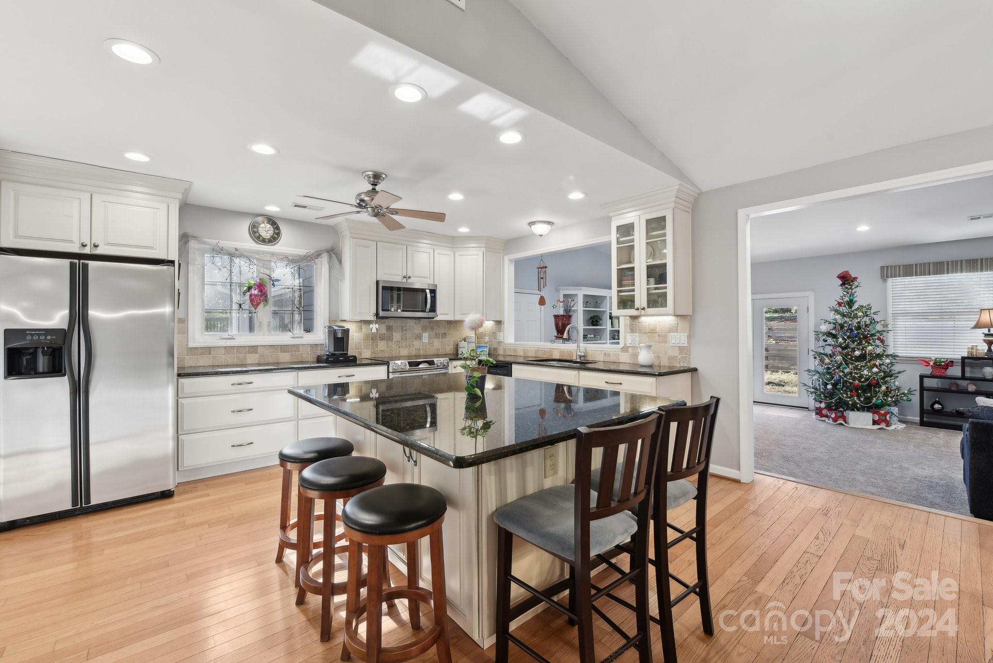 11724 Cricketfield Court