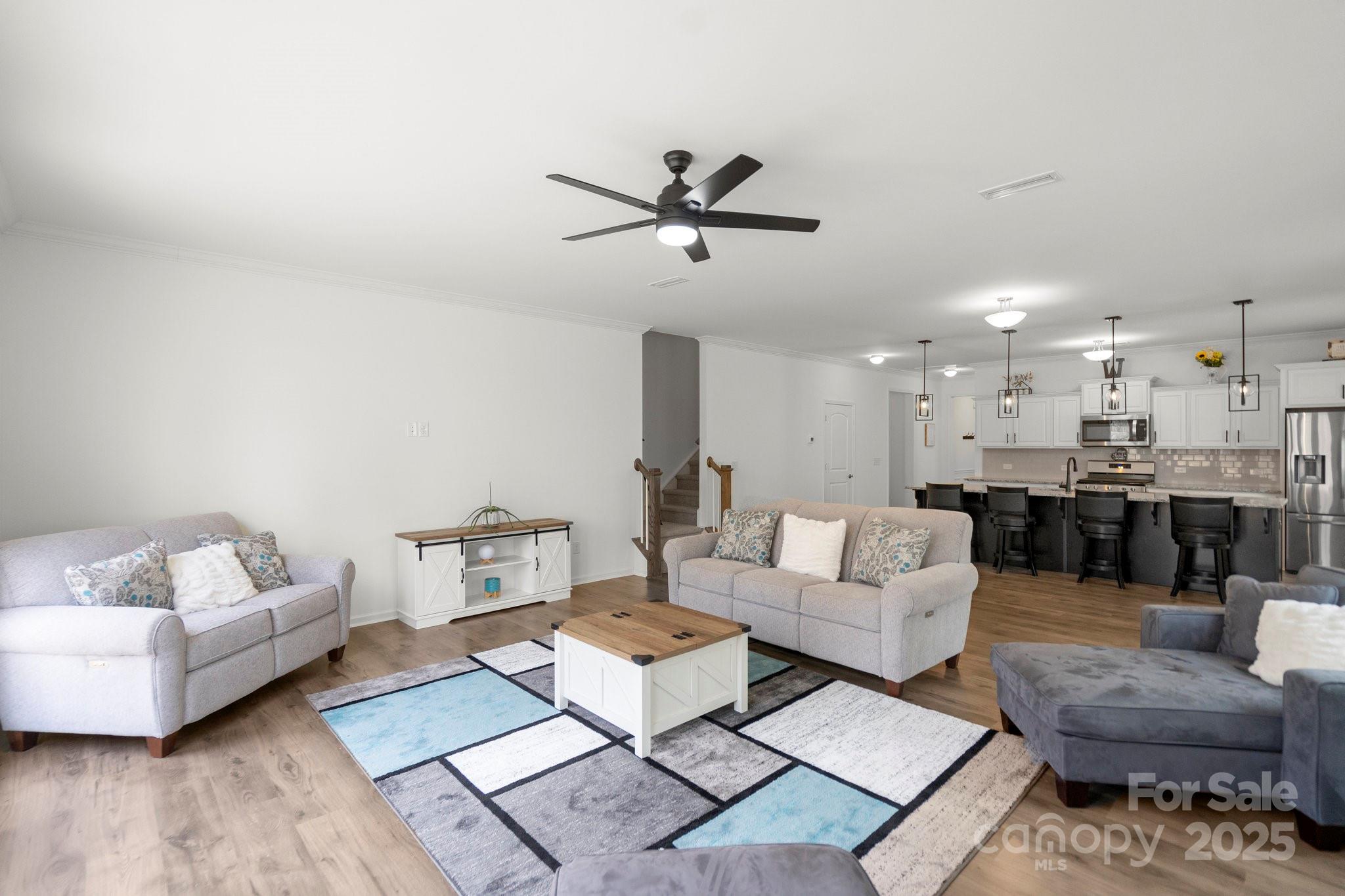 4551 Selhurst Drive