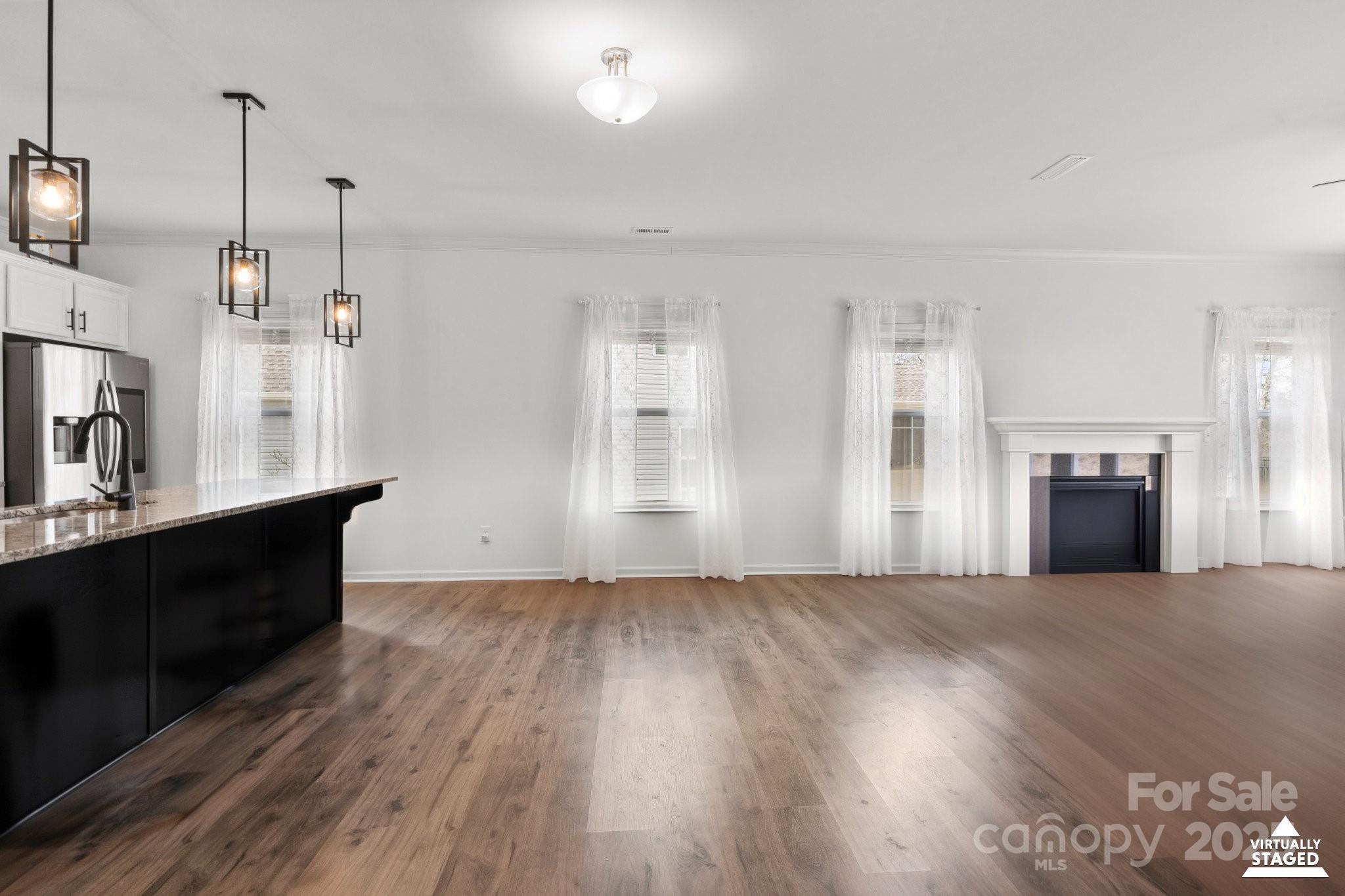 4551 Selhurst Drive