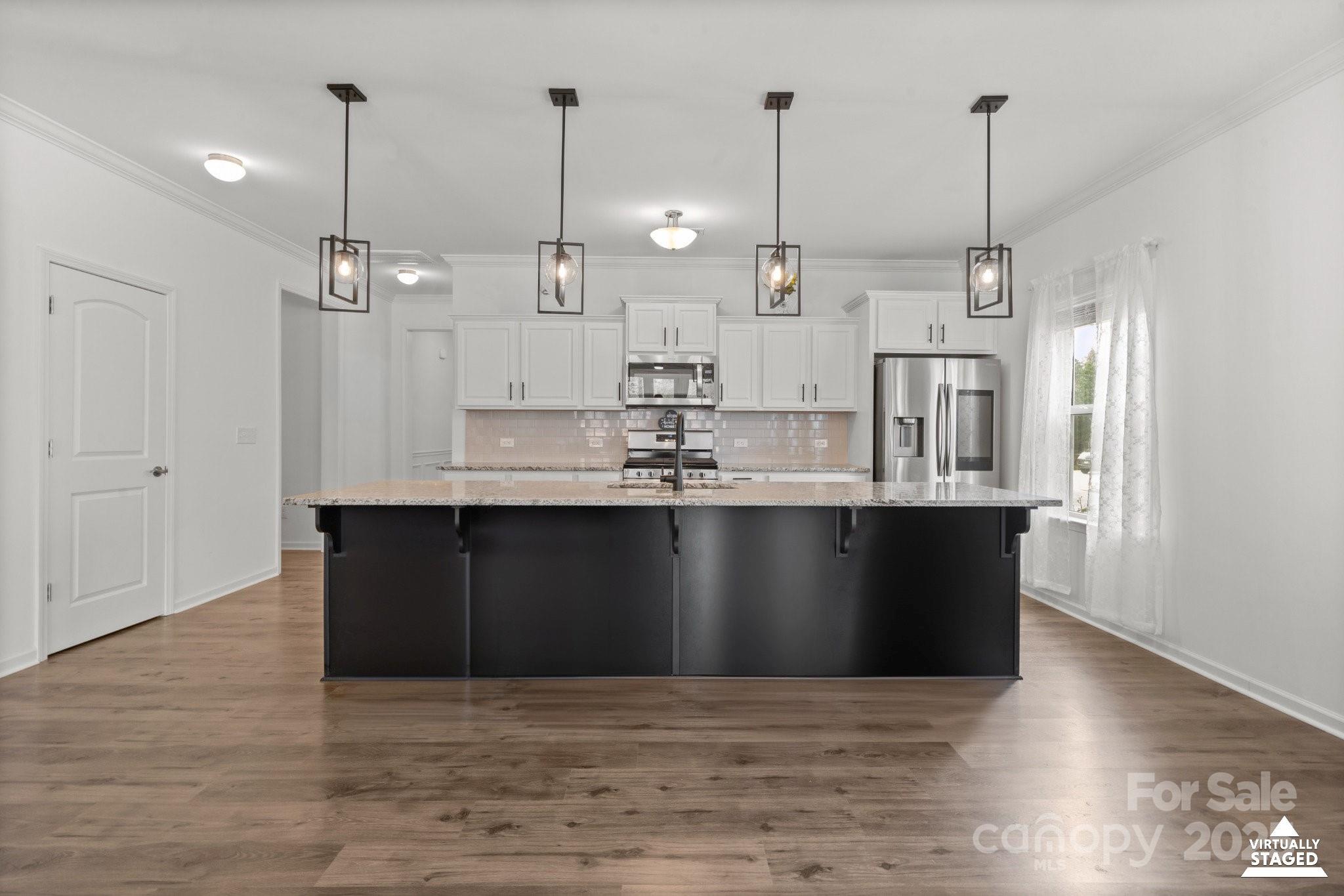 4551 Selhurst Drive