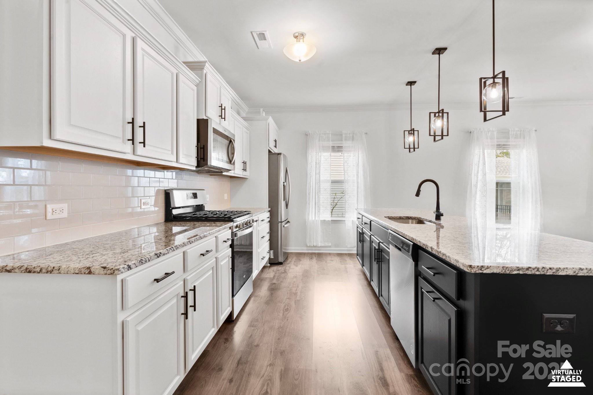 4551 Selhurst Drive