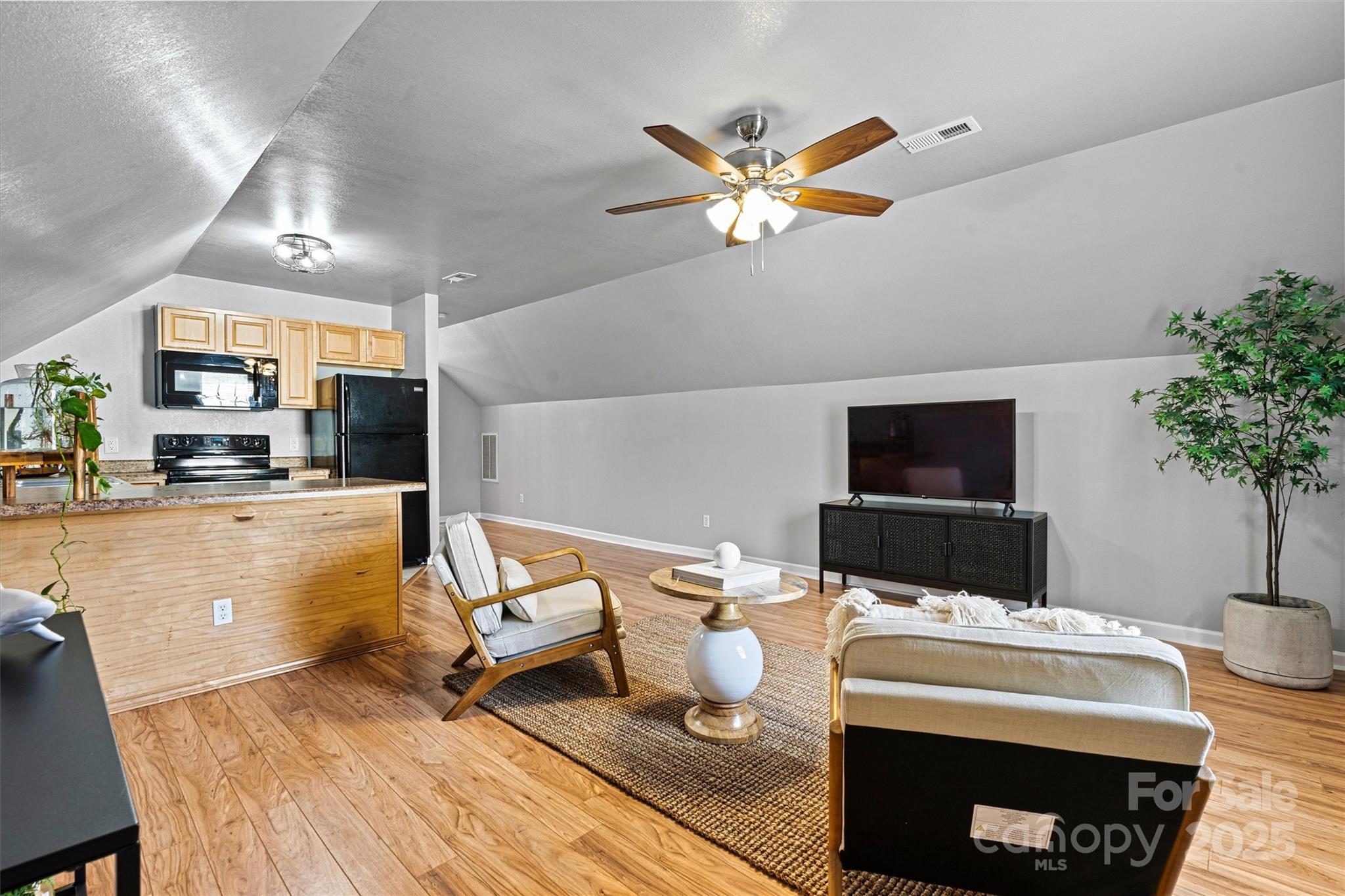 116 Diamond Head Drive