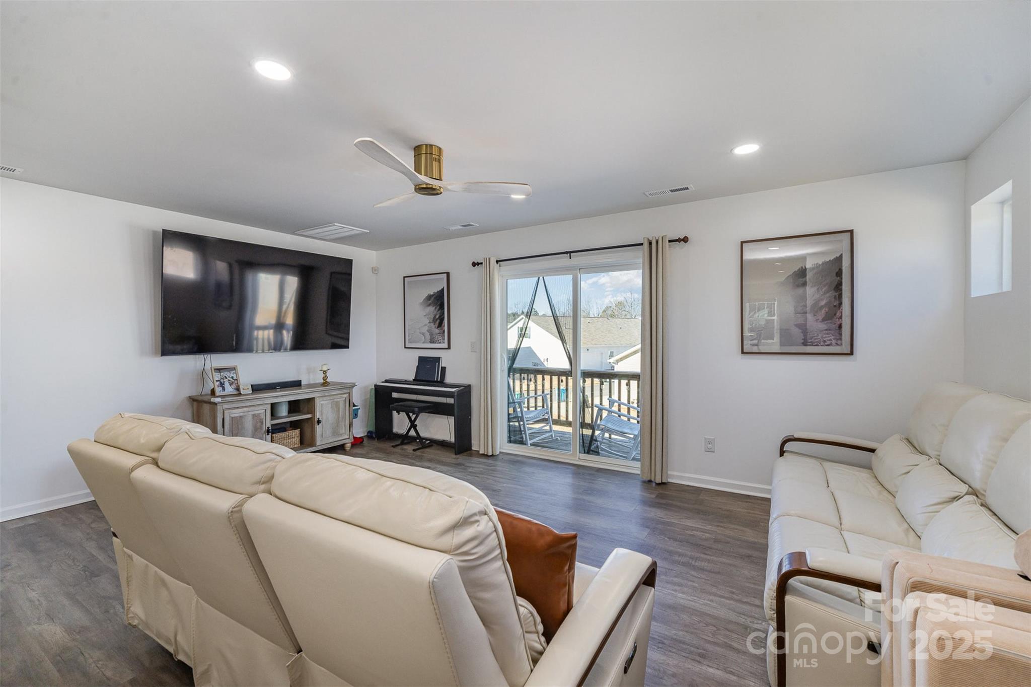 8300 Waxhaw Hwy Highway Unit: 103