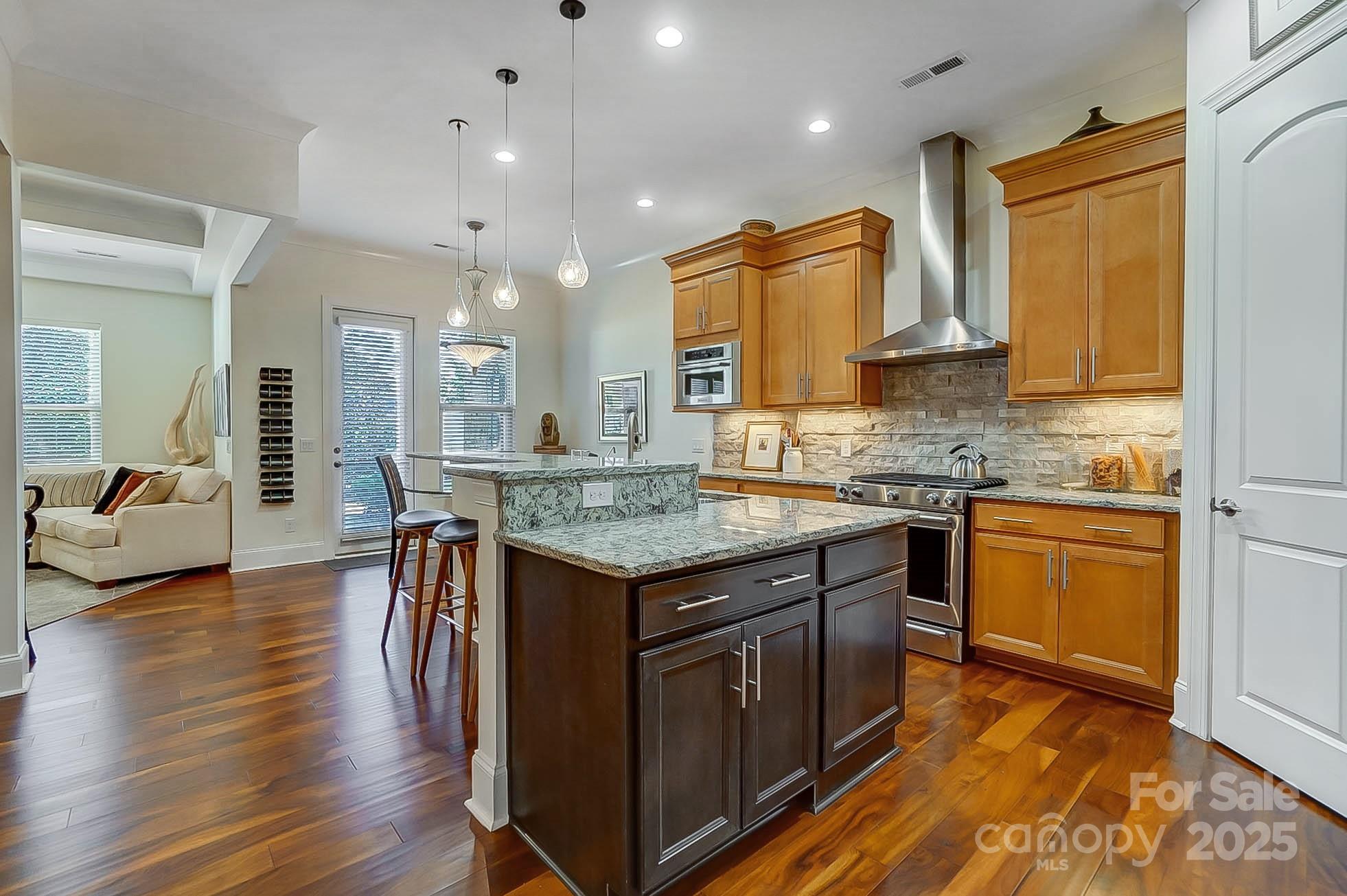 10715 Campbell Commons Way