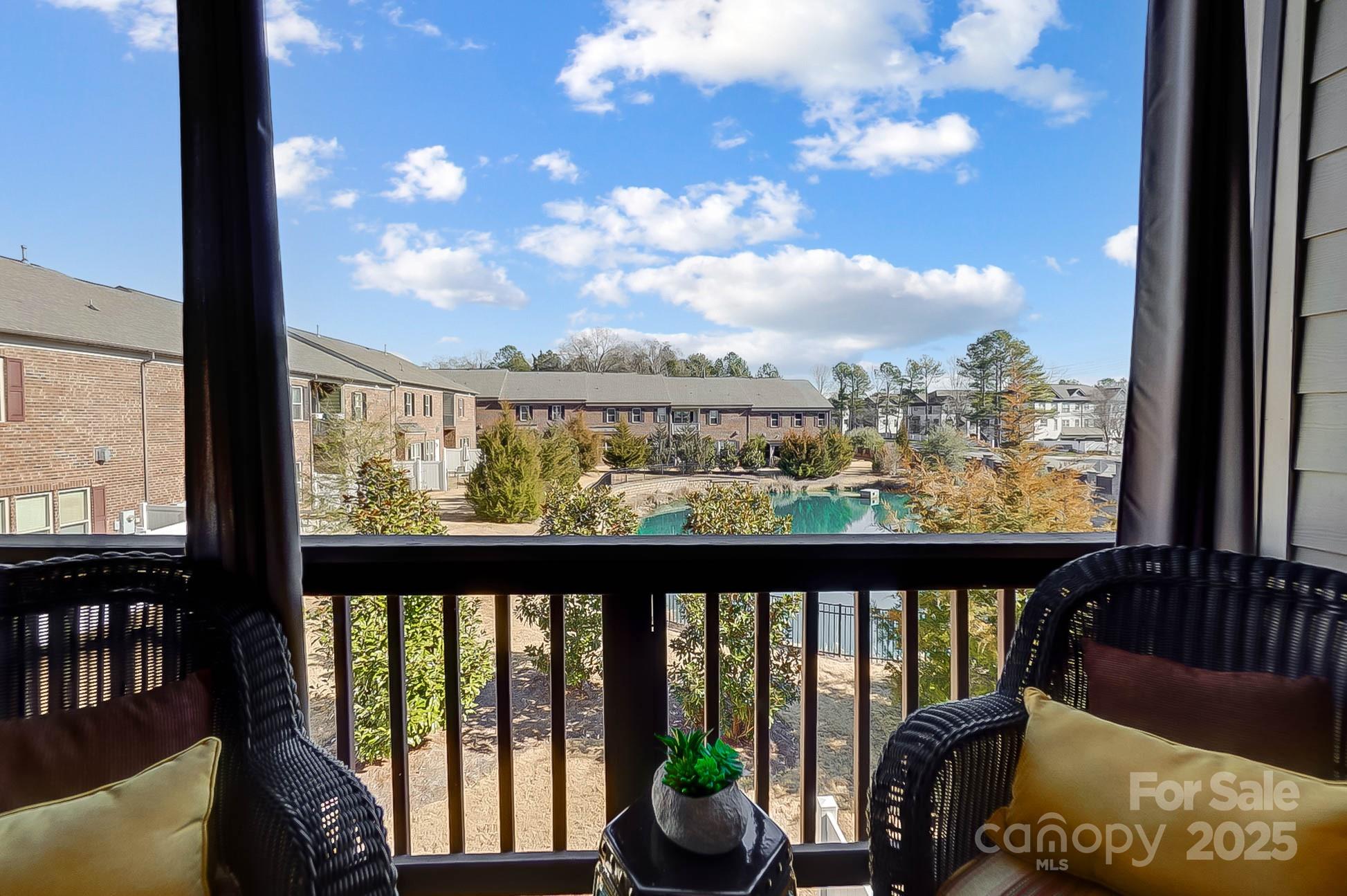 10715 Campbell Commons Way