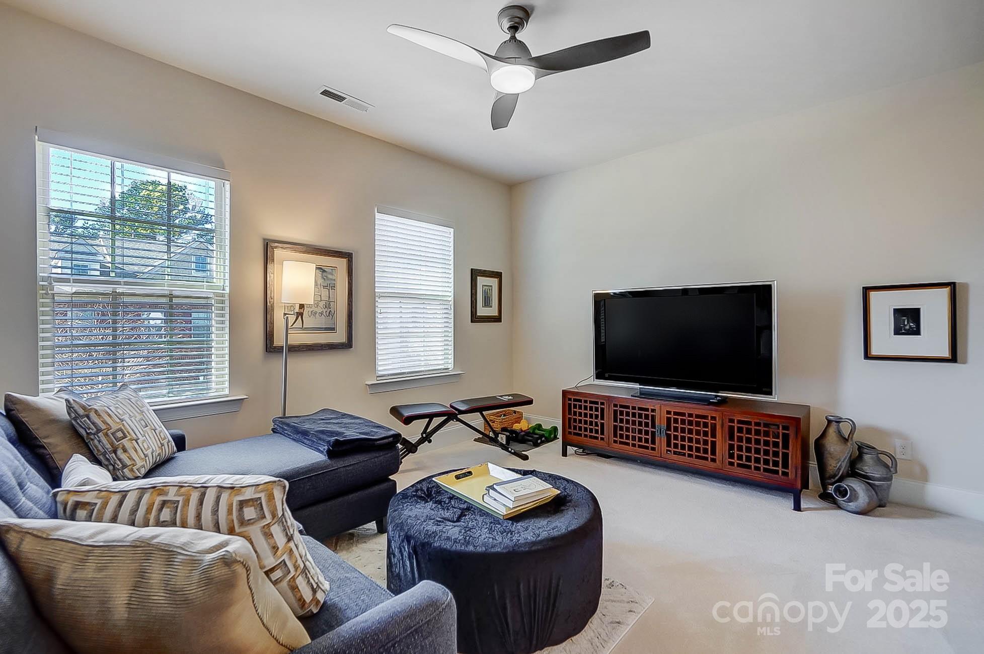 10715 Campbell Commons Way