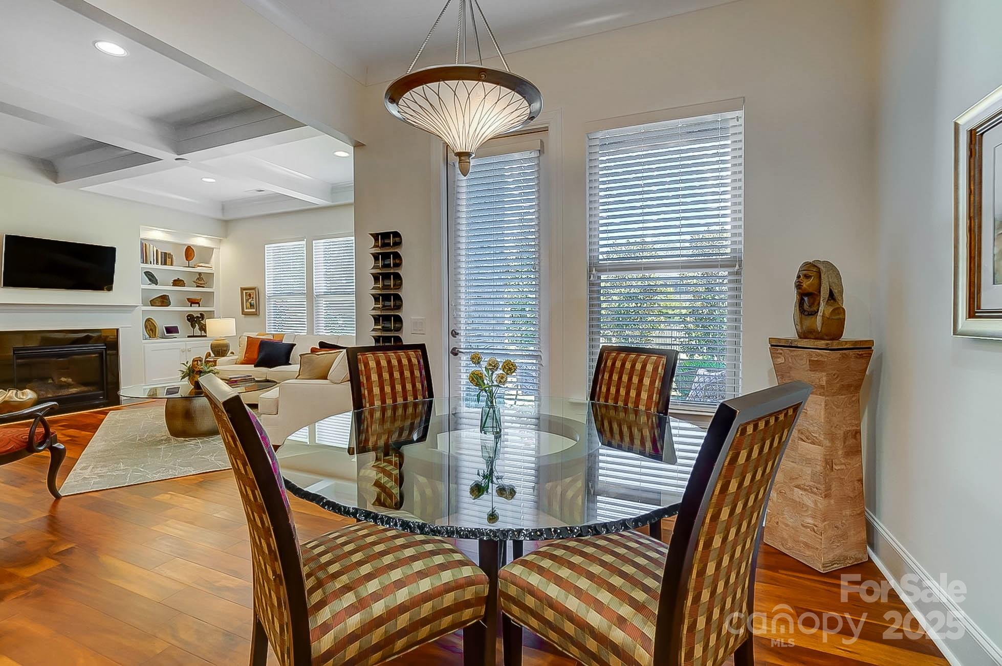 10715 Campbell Commons Way