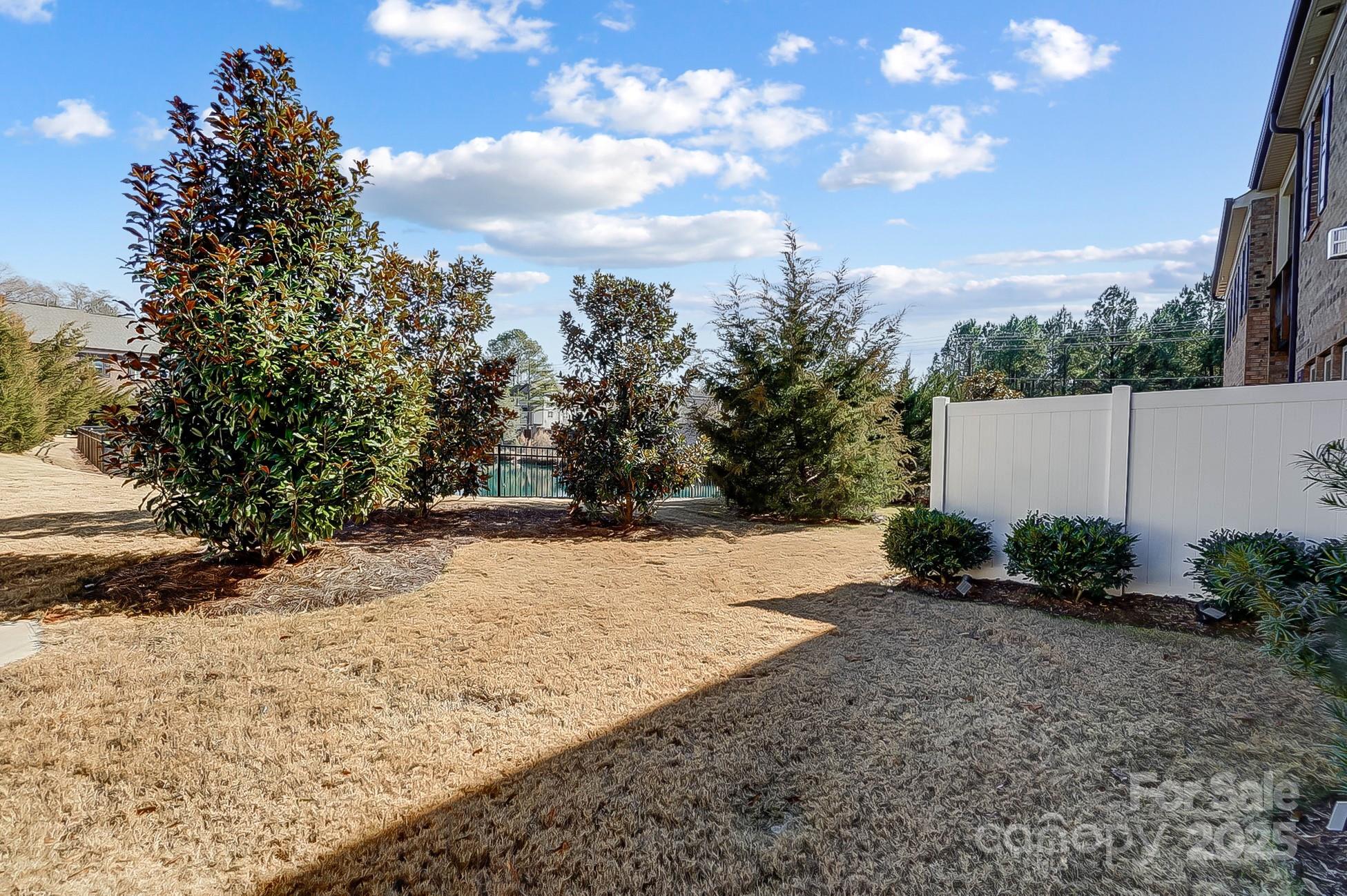10715 Campbell Commons Way