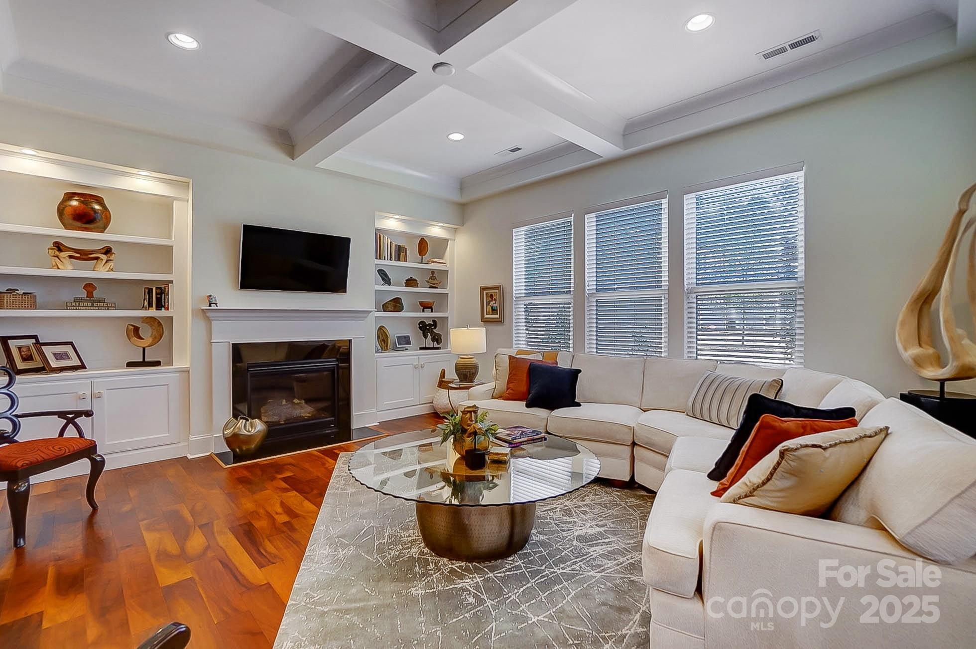10715 Campbell Commons Way