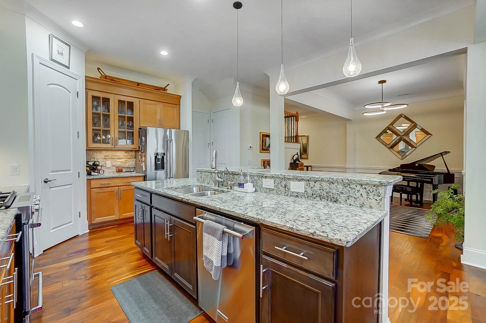 10715 Campbell Commons Way