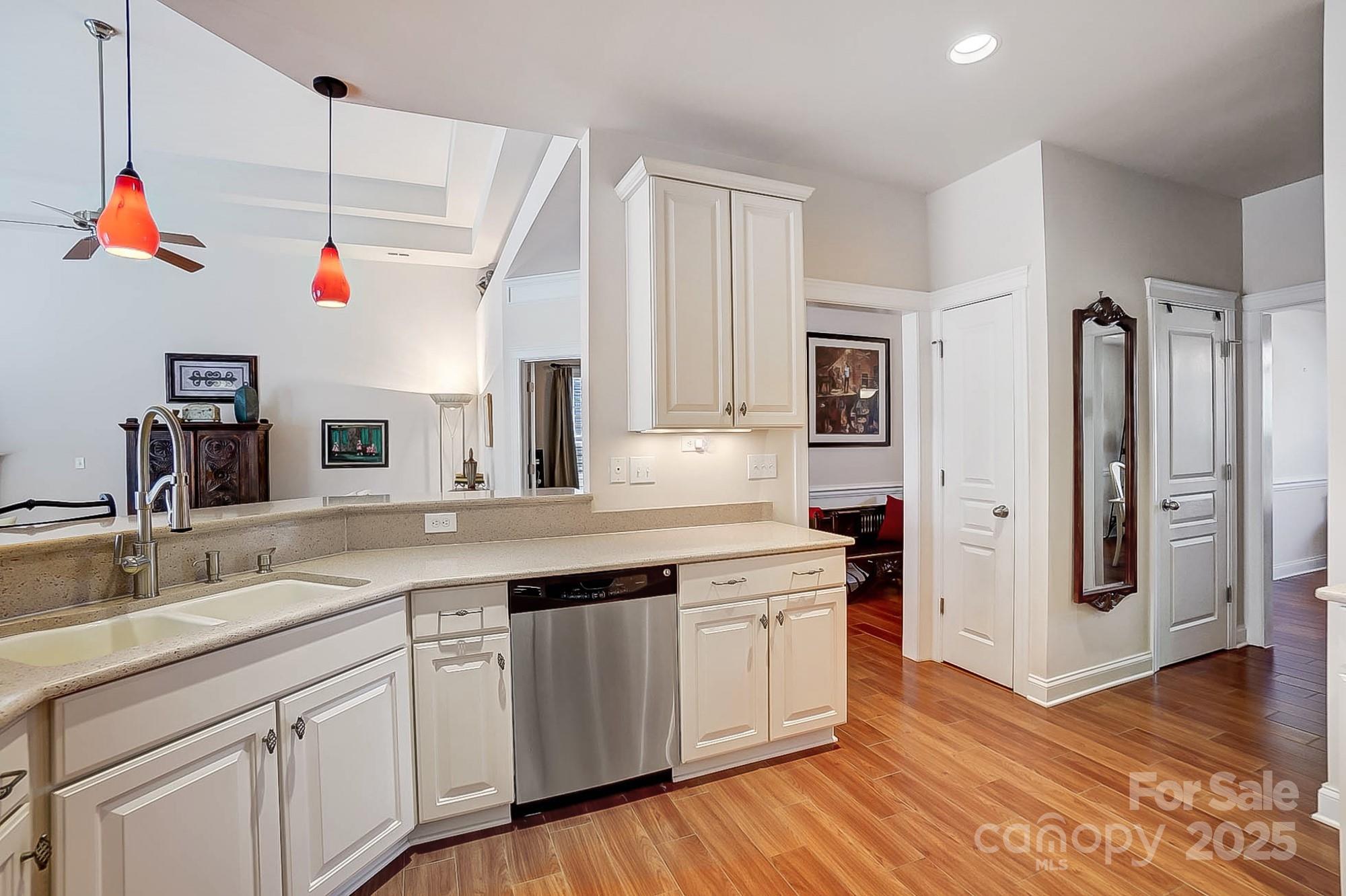 8512 Willow Branch Drive