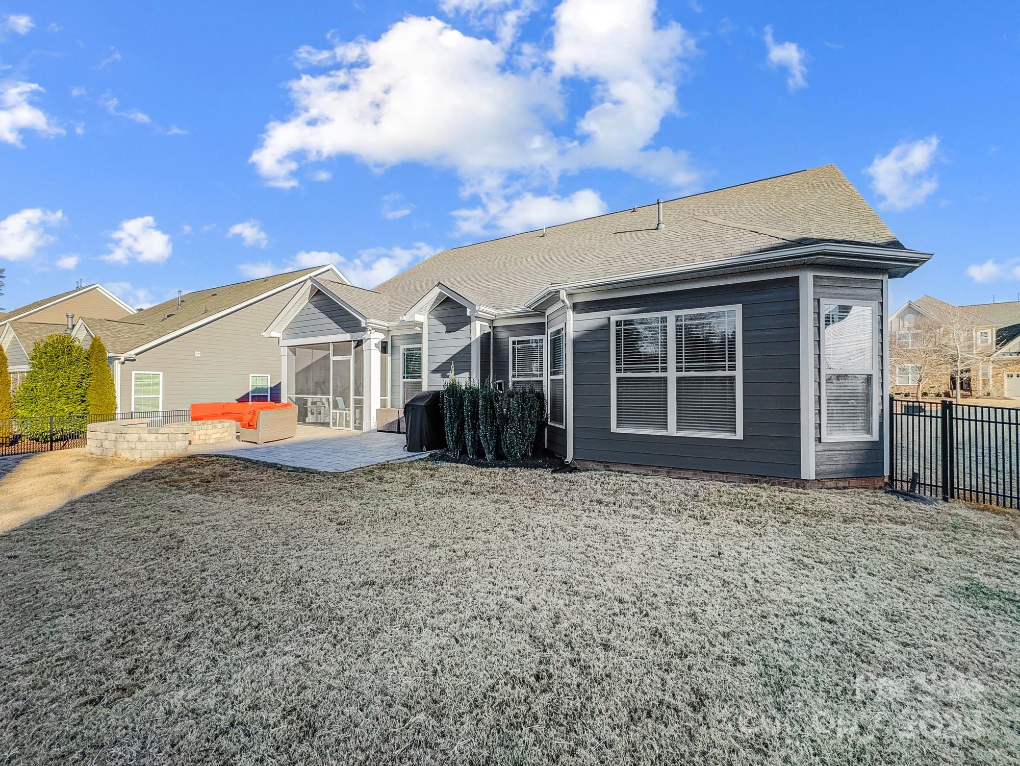 12211 Bonny Oaks Drive