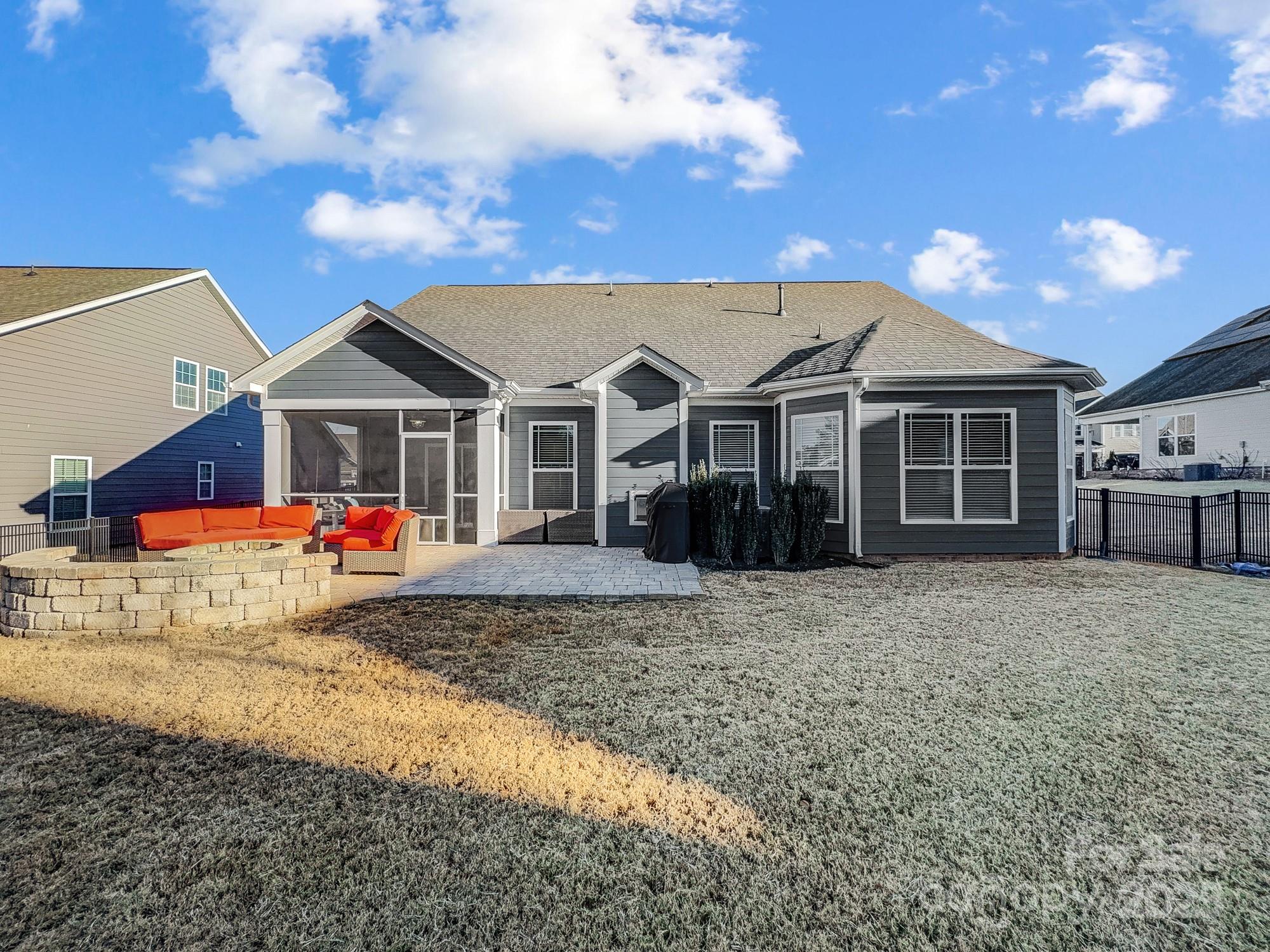 12211 Bonny Oaks Drive