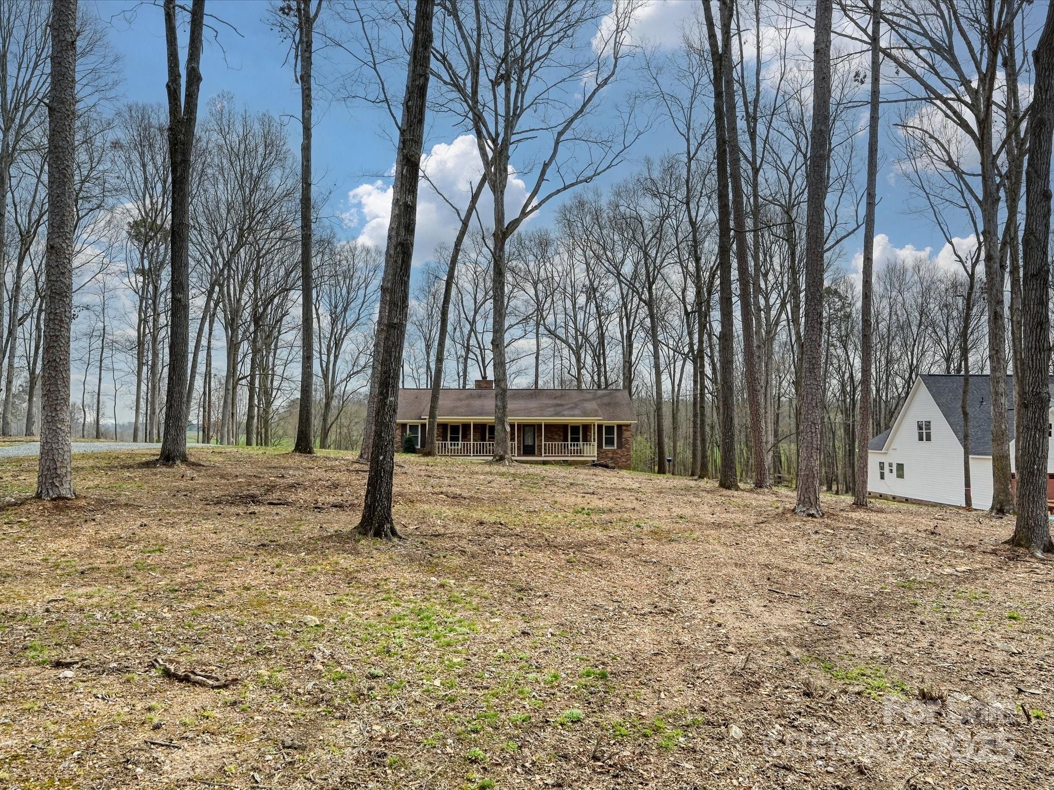 1008 E Sandy Ridge Road