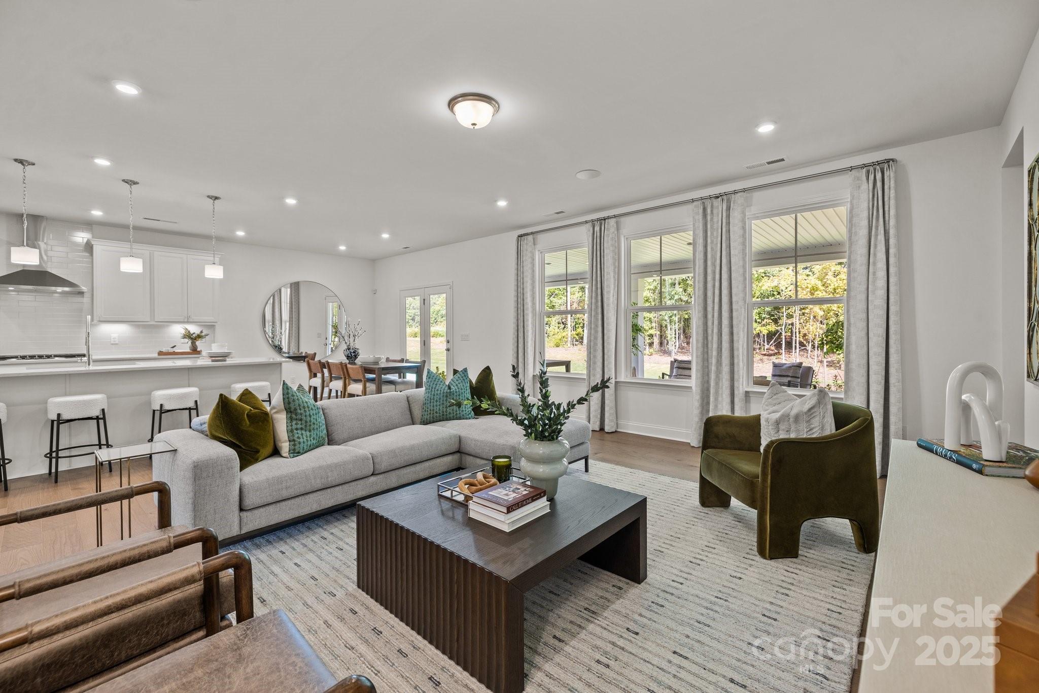 820 Regulus Court