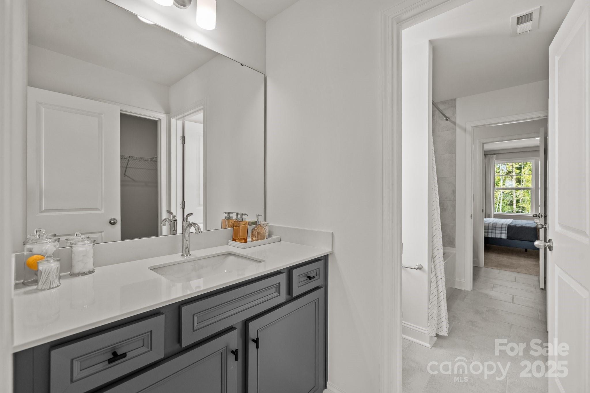 820 Regulus Court