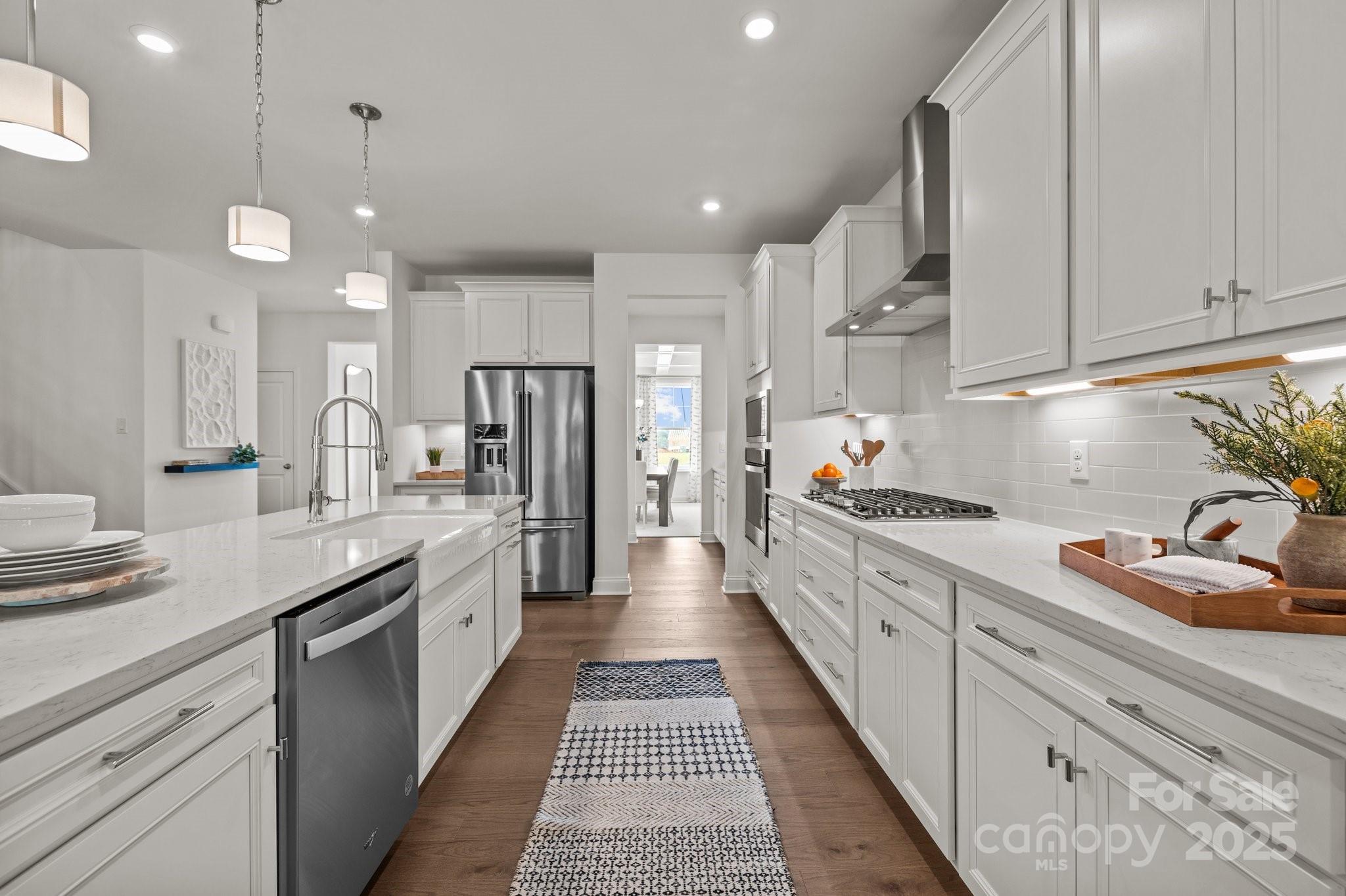 820 Regulus Court