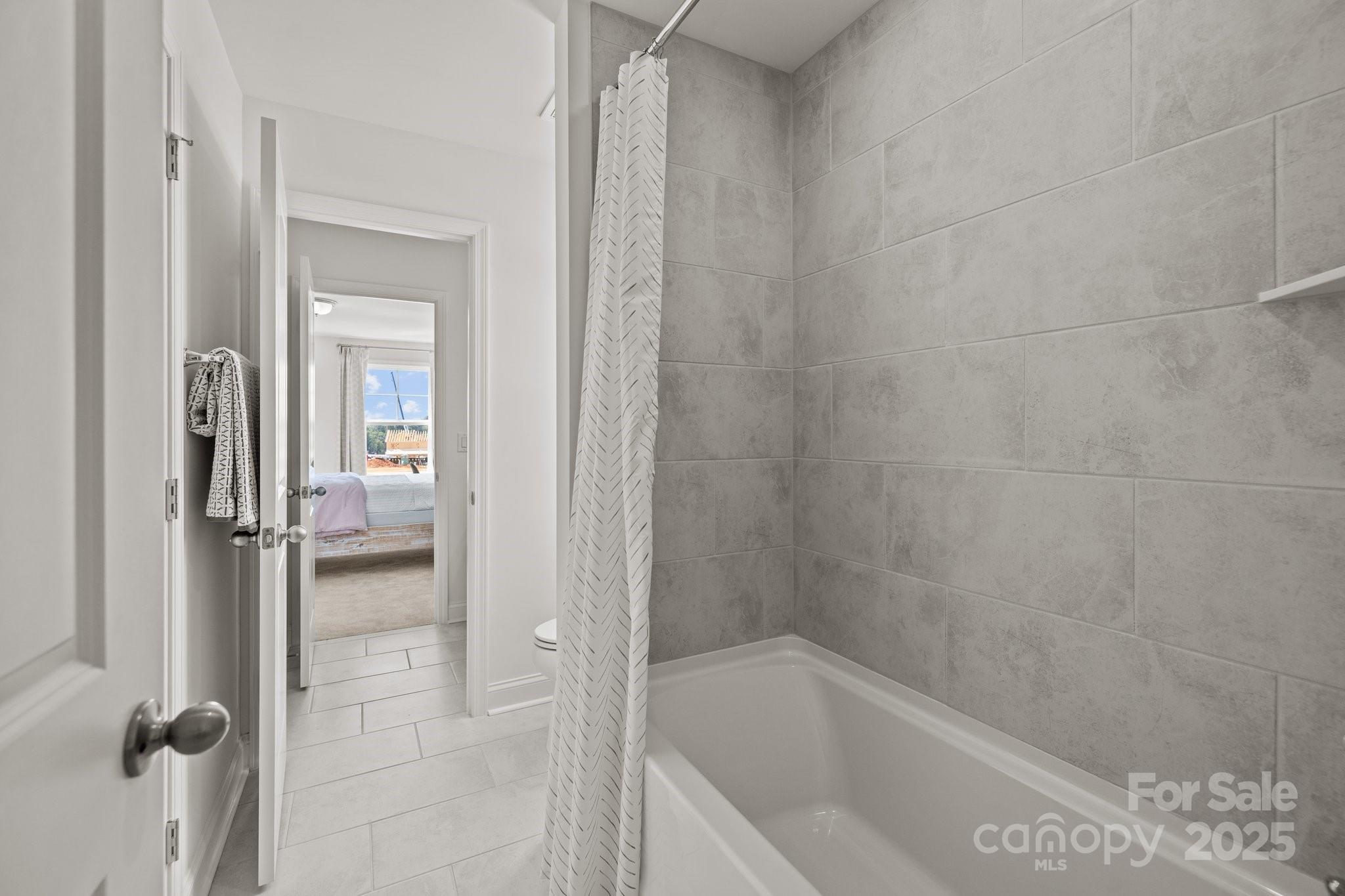 820 Regulus Court