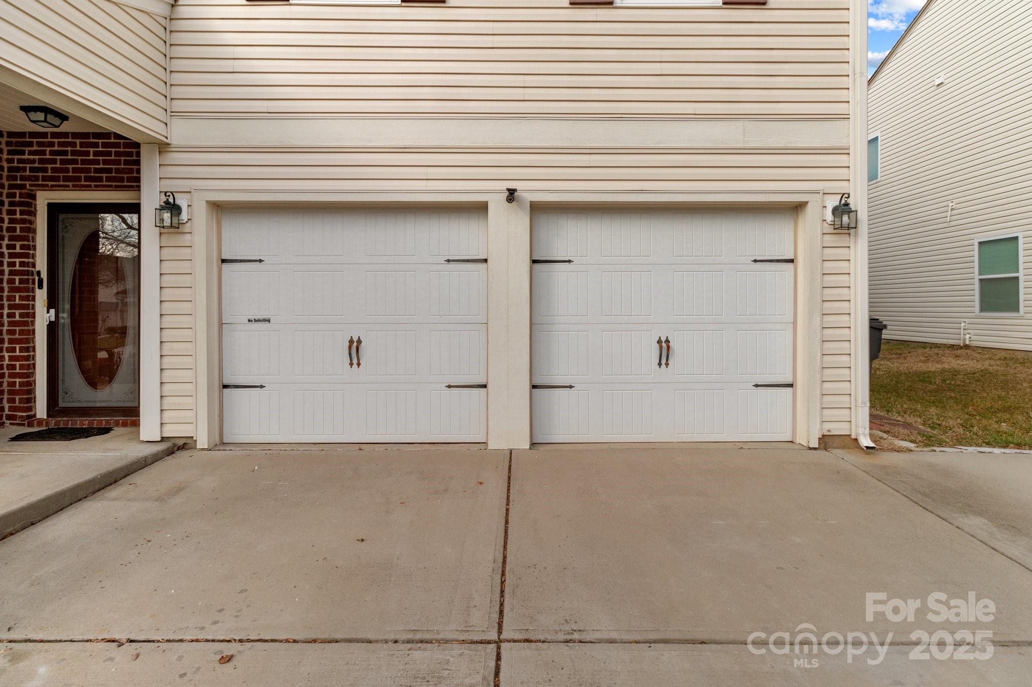 2415 Impatien Drive