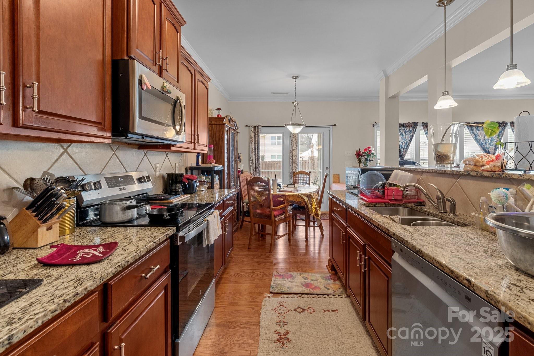 2415 Impatien Drive