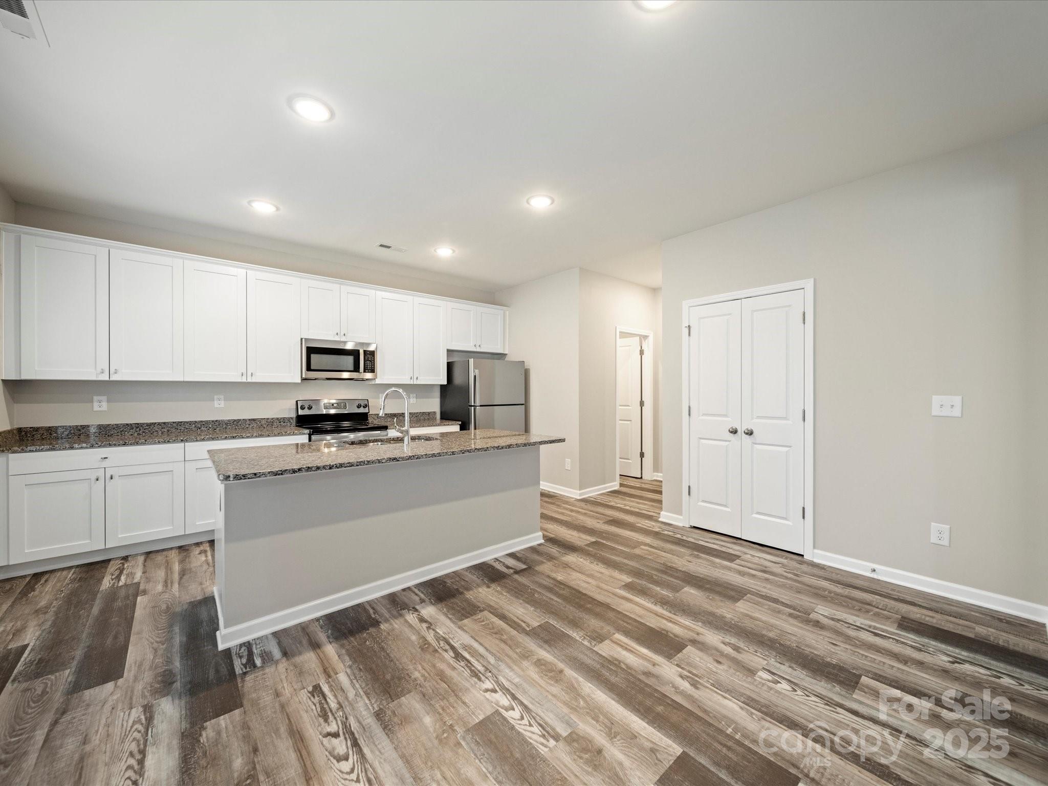 123 Fosters Glen Place
