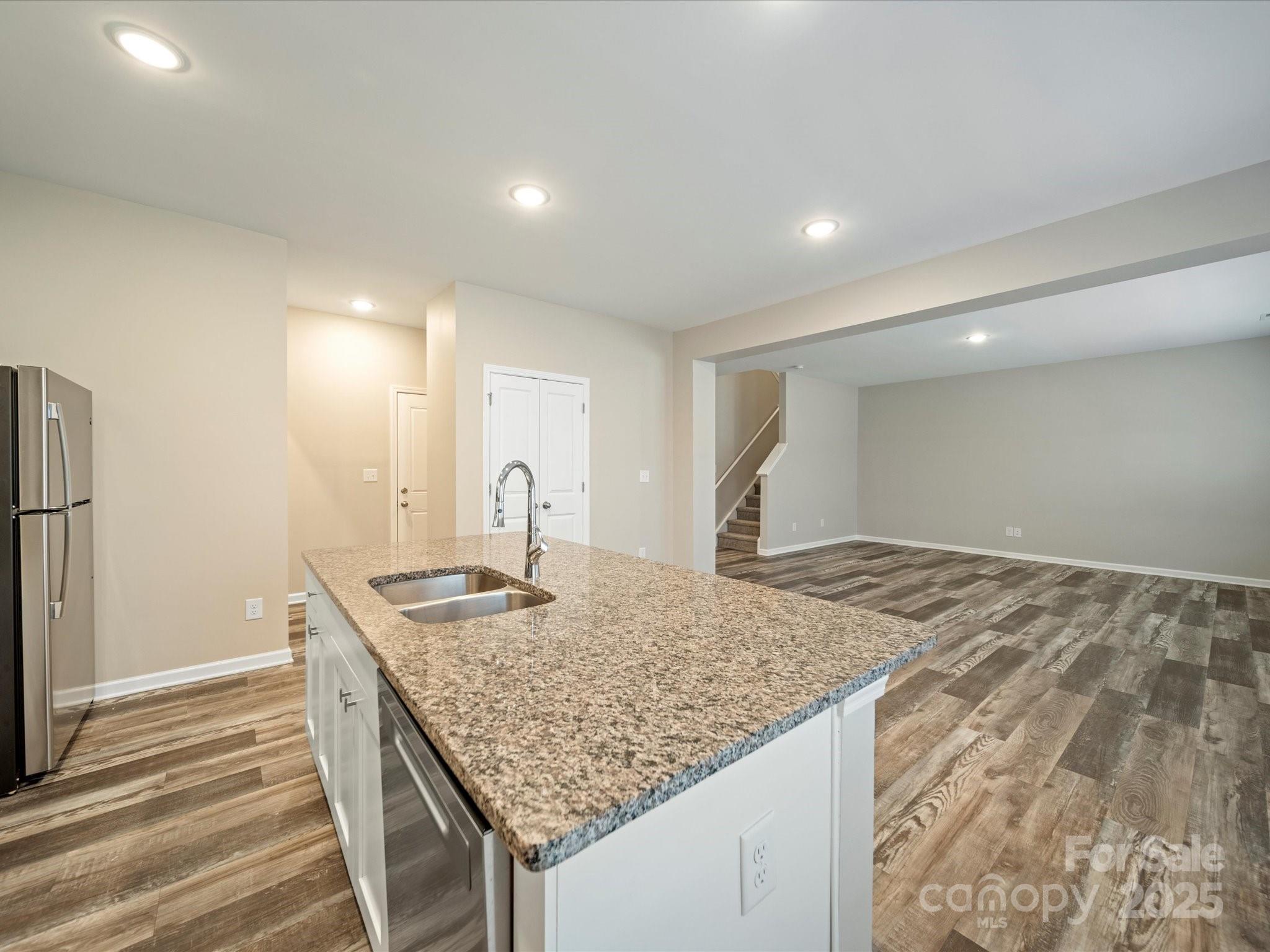 123 Fosters Glen Place