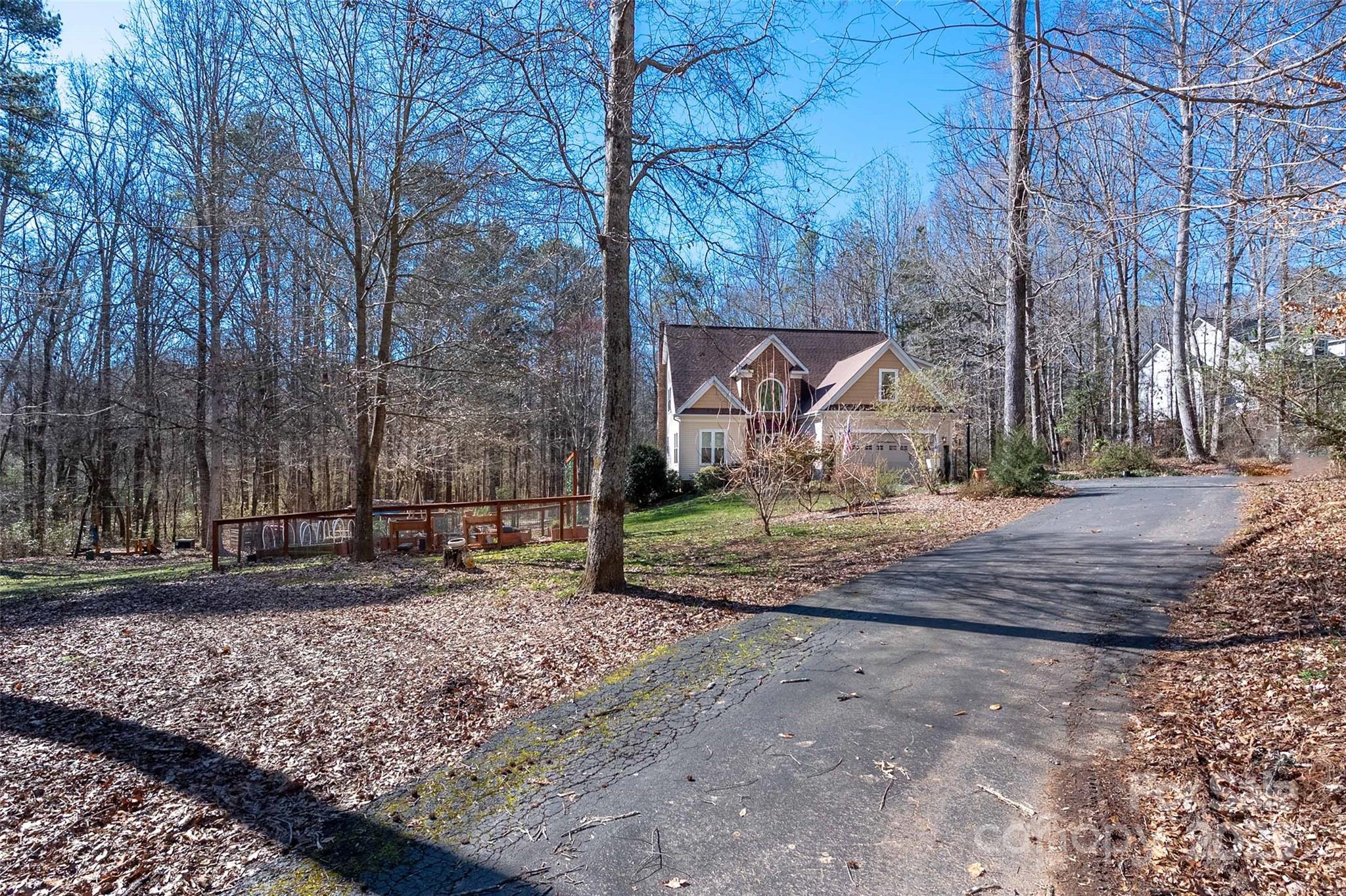 7512 Walkup Road