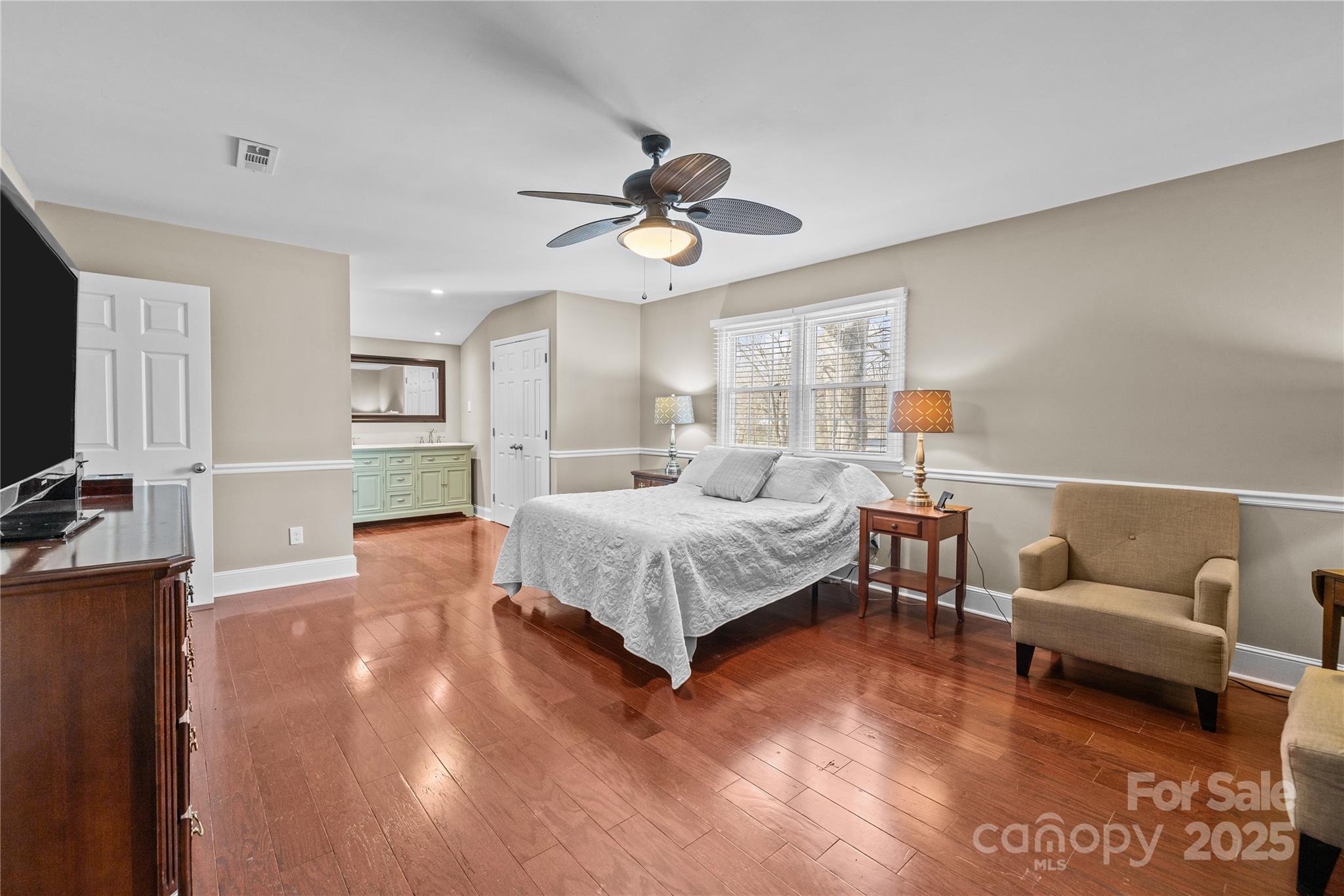 5901 Oakwielde Court
