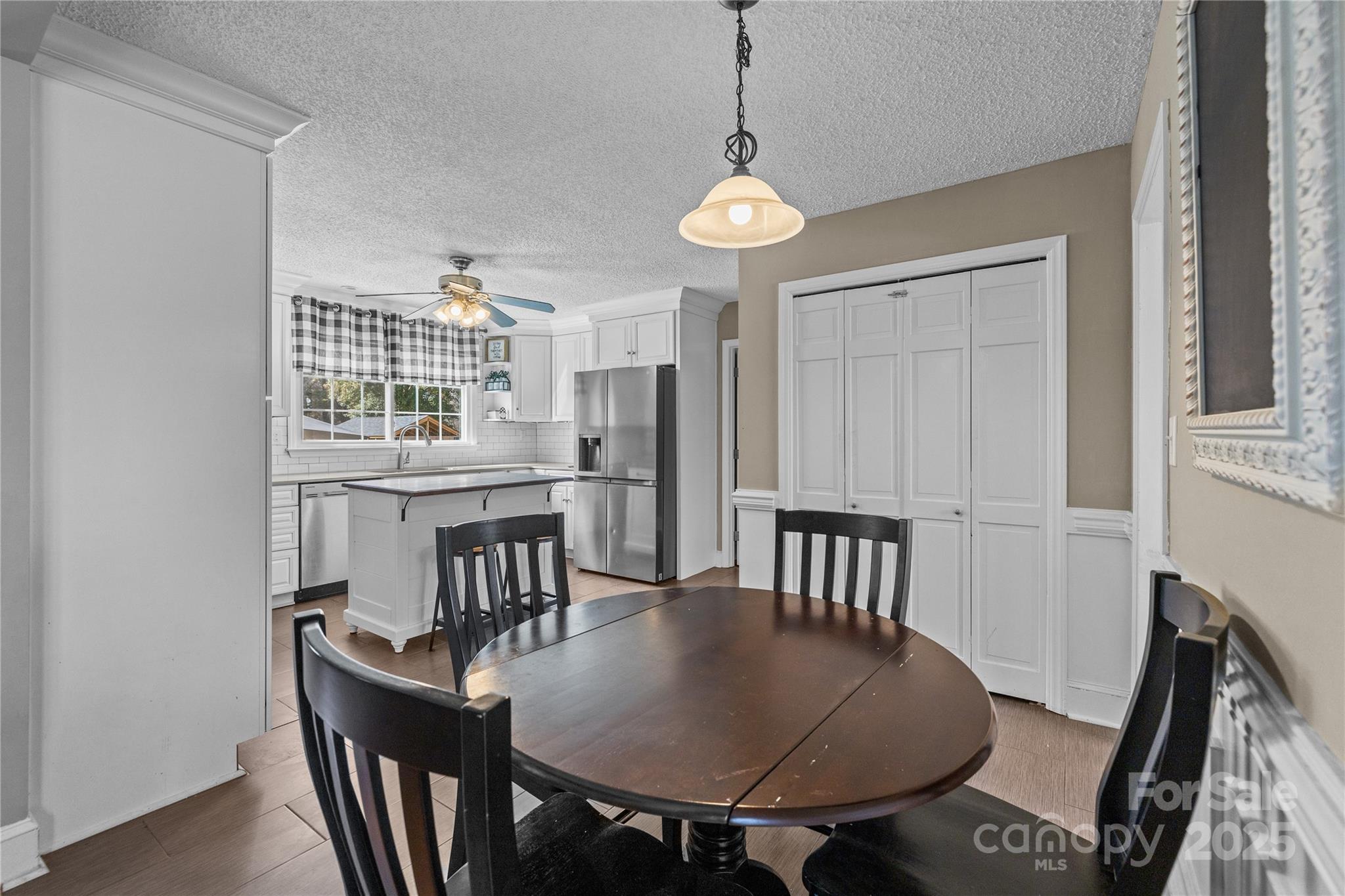 5901 Oakwielde Court
