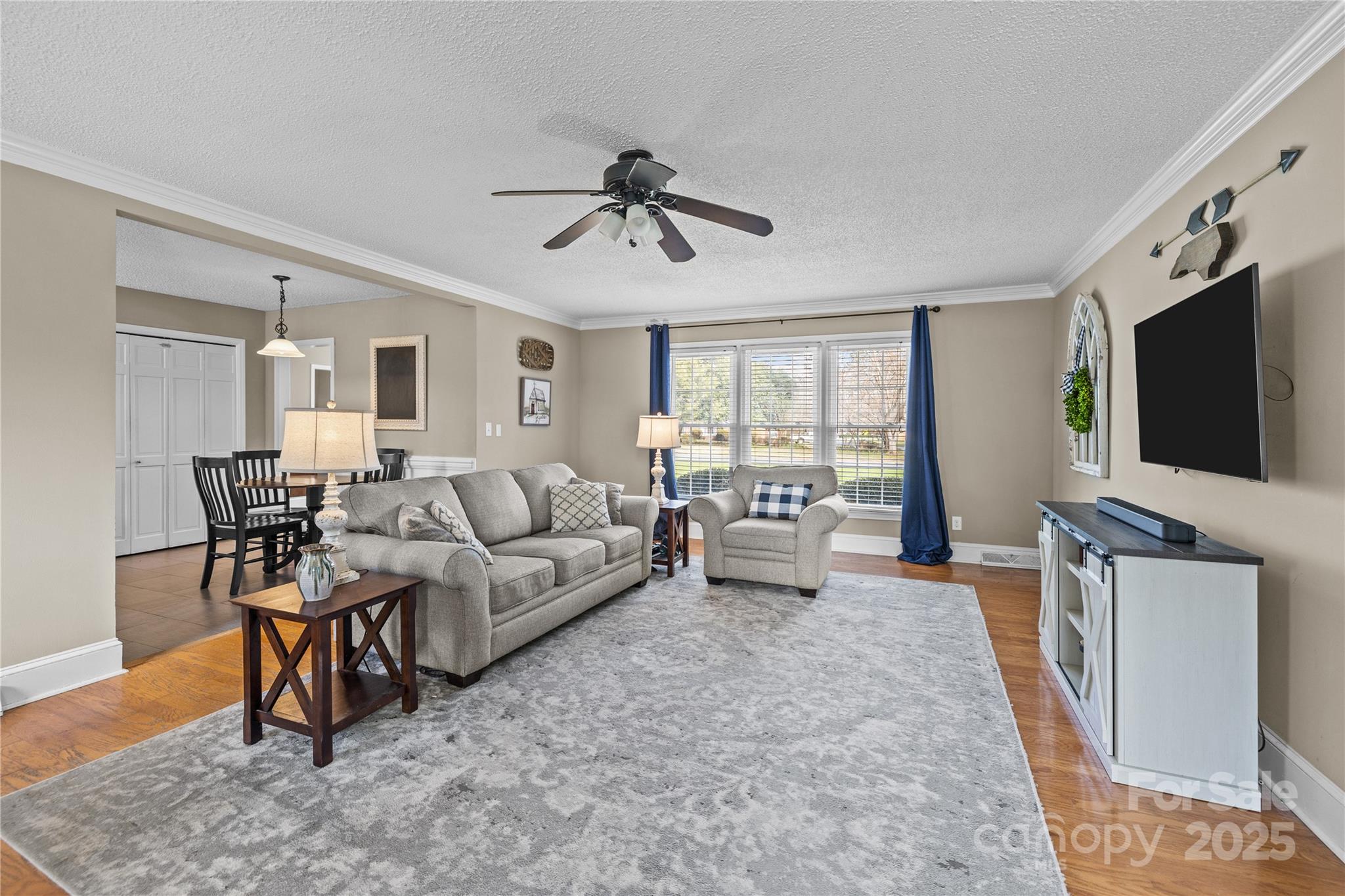 5901 Oakwielde Court