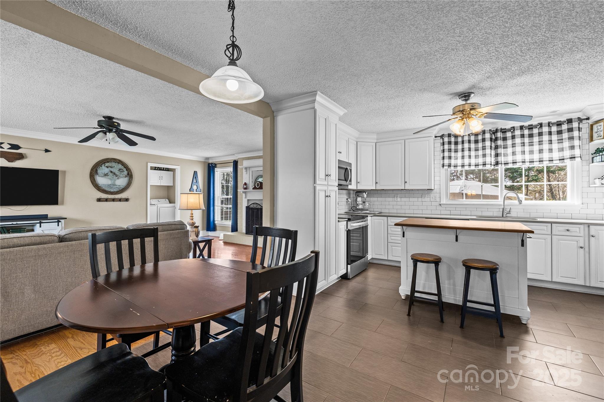 5901 Oakwielde Court