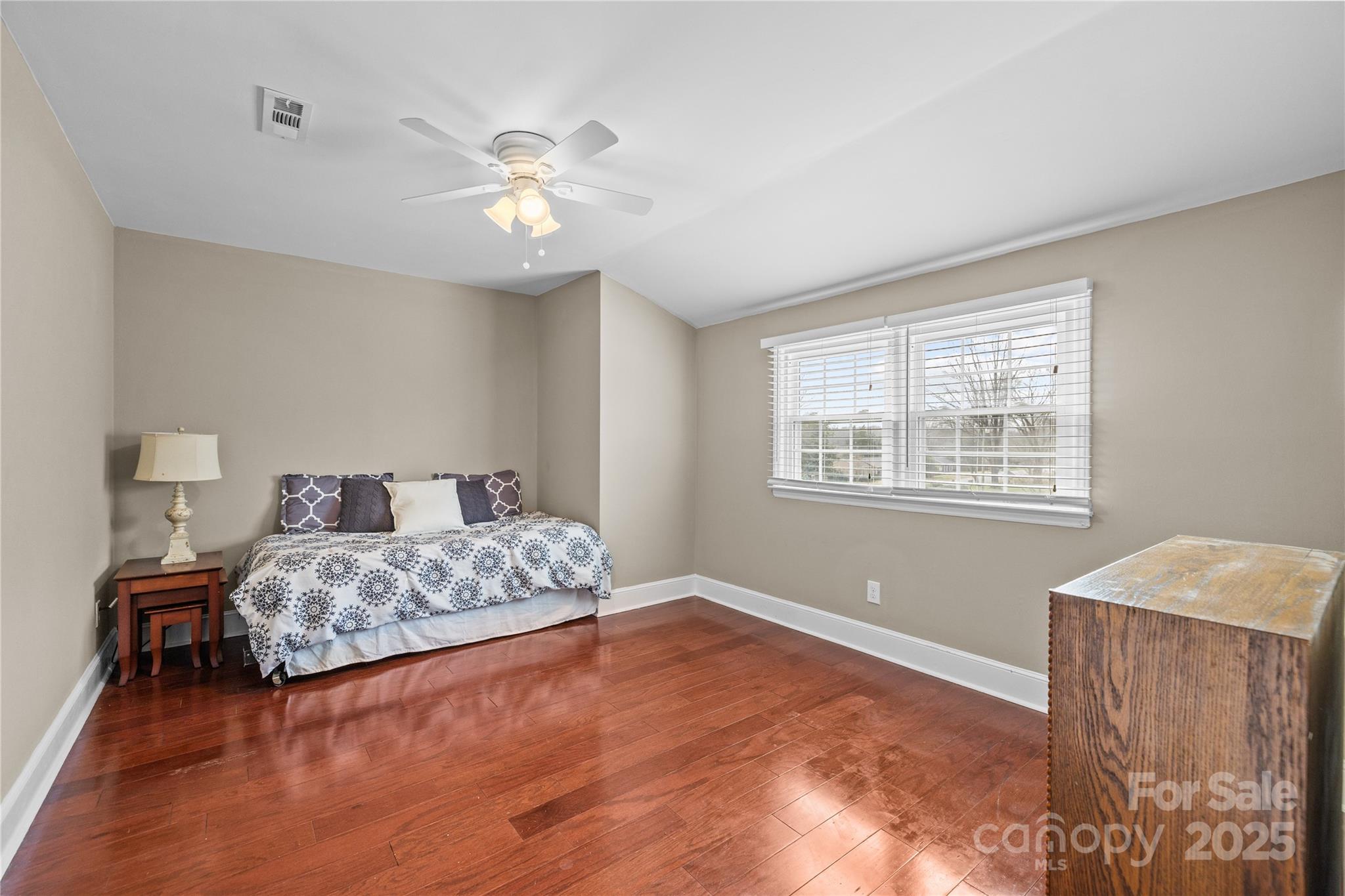 5901 Oakwielde Court
