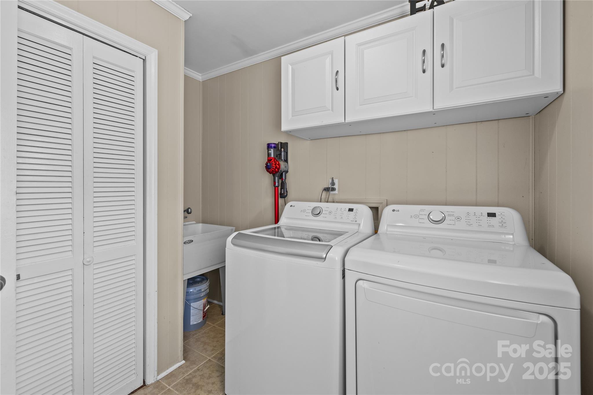 5901 Oakwielde Court