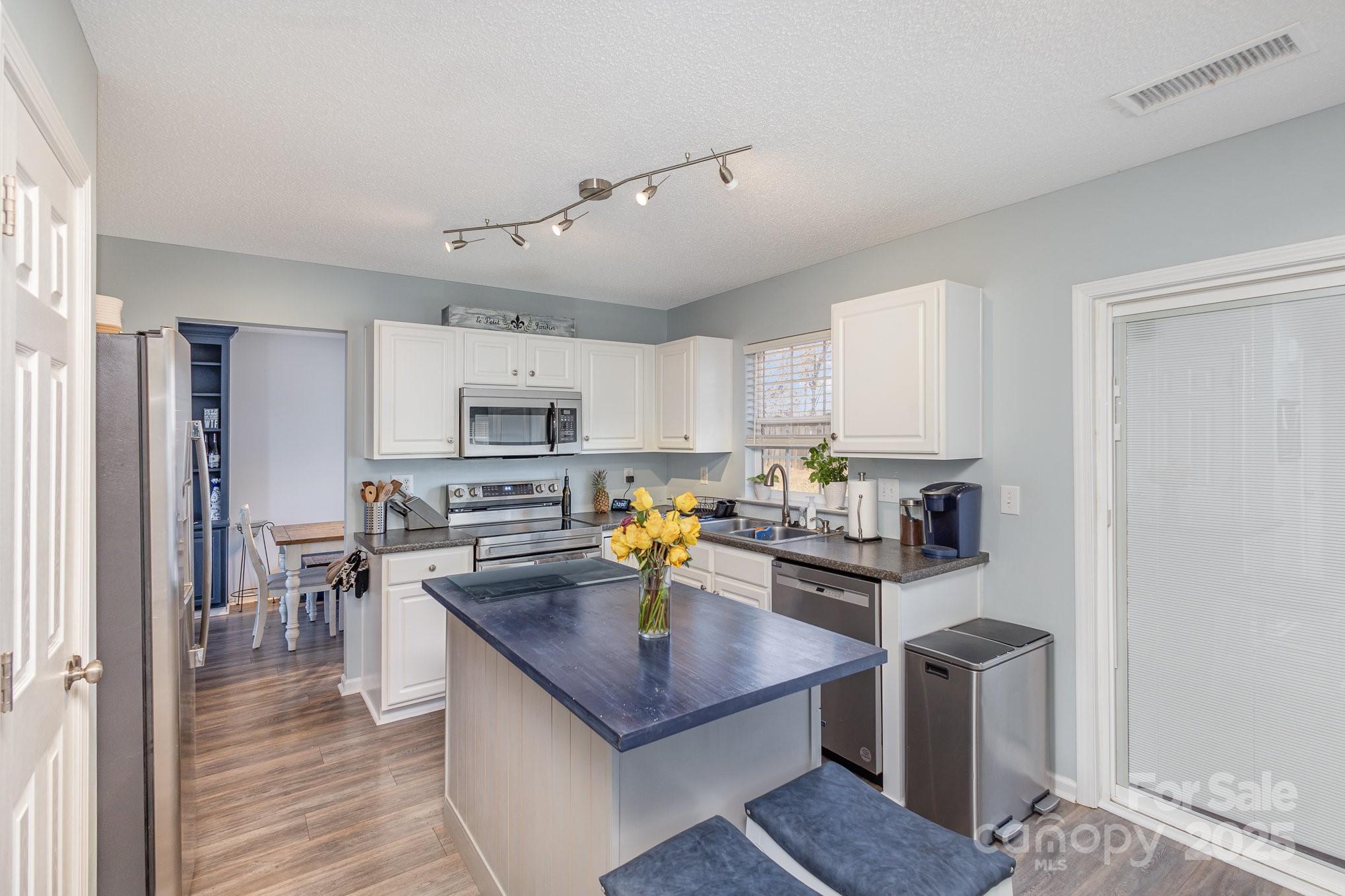 106 Stanwood Place